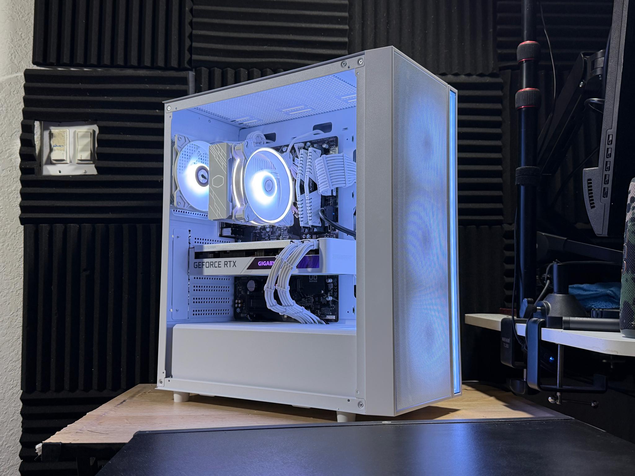 i7 11700F | RTX 3070 | 16GB DDR4 | 1TB NvMe