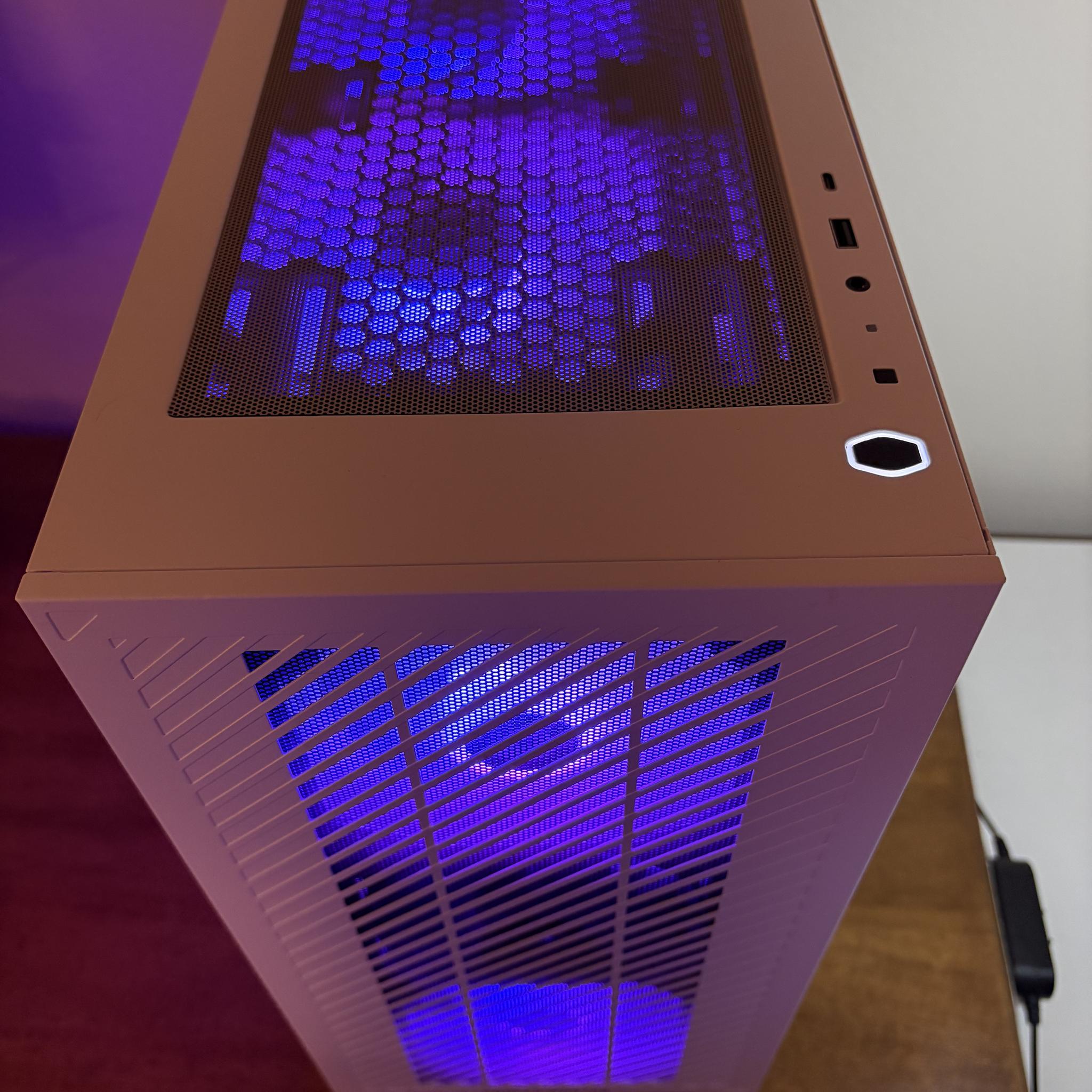 White & Black PC - Ryzen 3100 | GTX 1070 | 16GB DDR4 | 1TB NVMe SSD | WIFI 6E + BT 5.3 | Win11