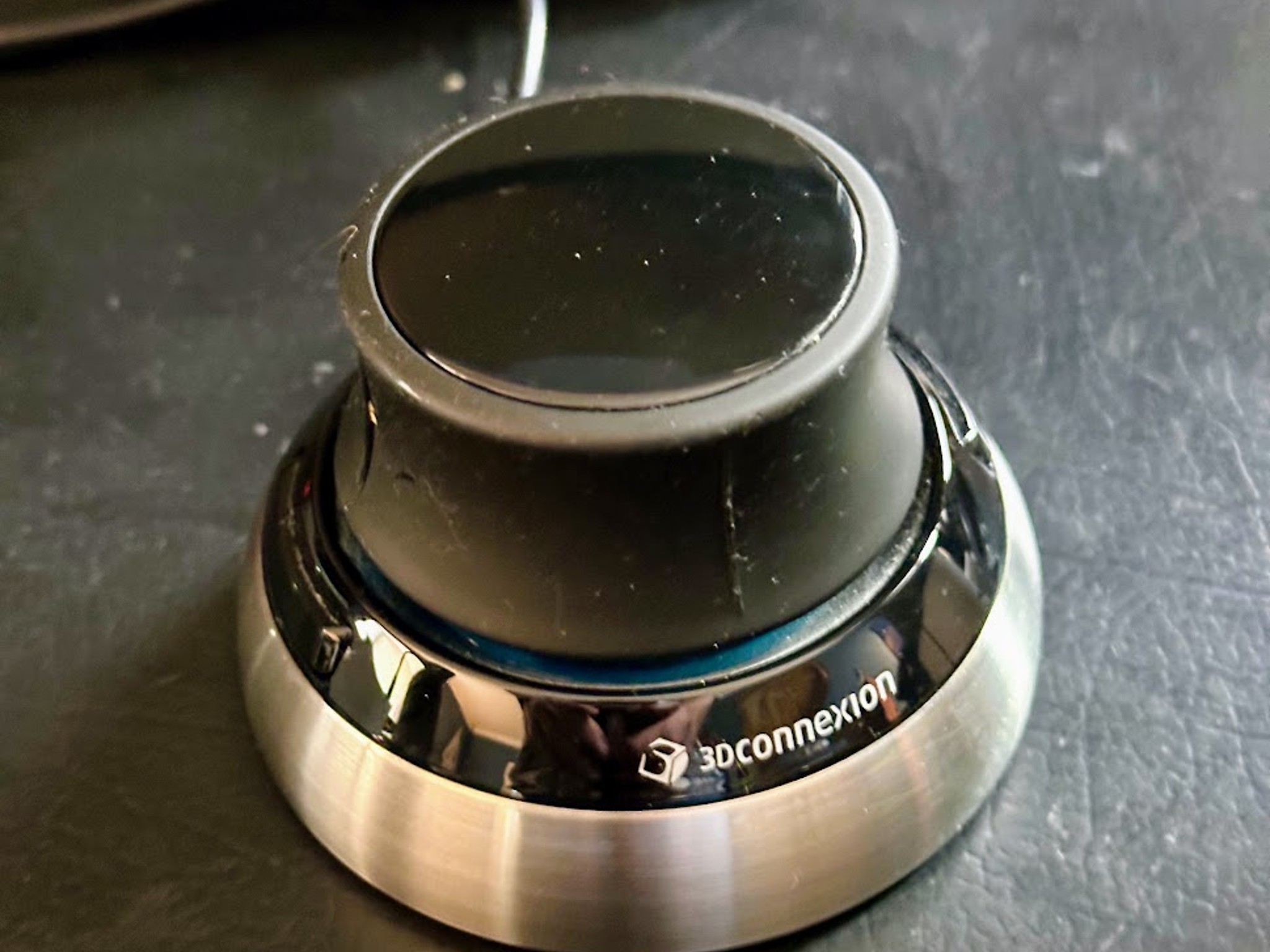 Like new 3DConnexion 3DX-700059 Spacemouse Compact 3D Mouse
