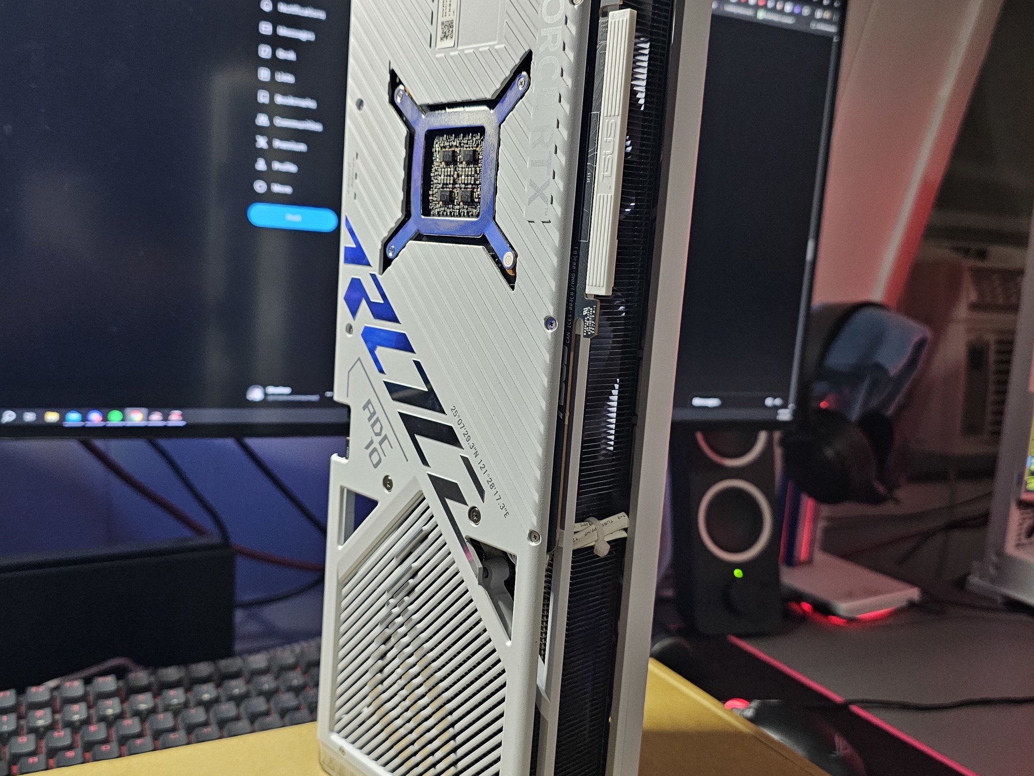 ROG Strix GeForce RTX 4090 24GB GDDR6X White OC Edition