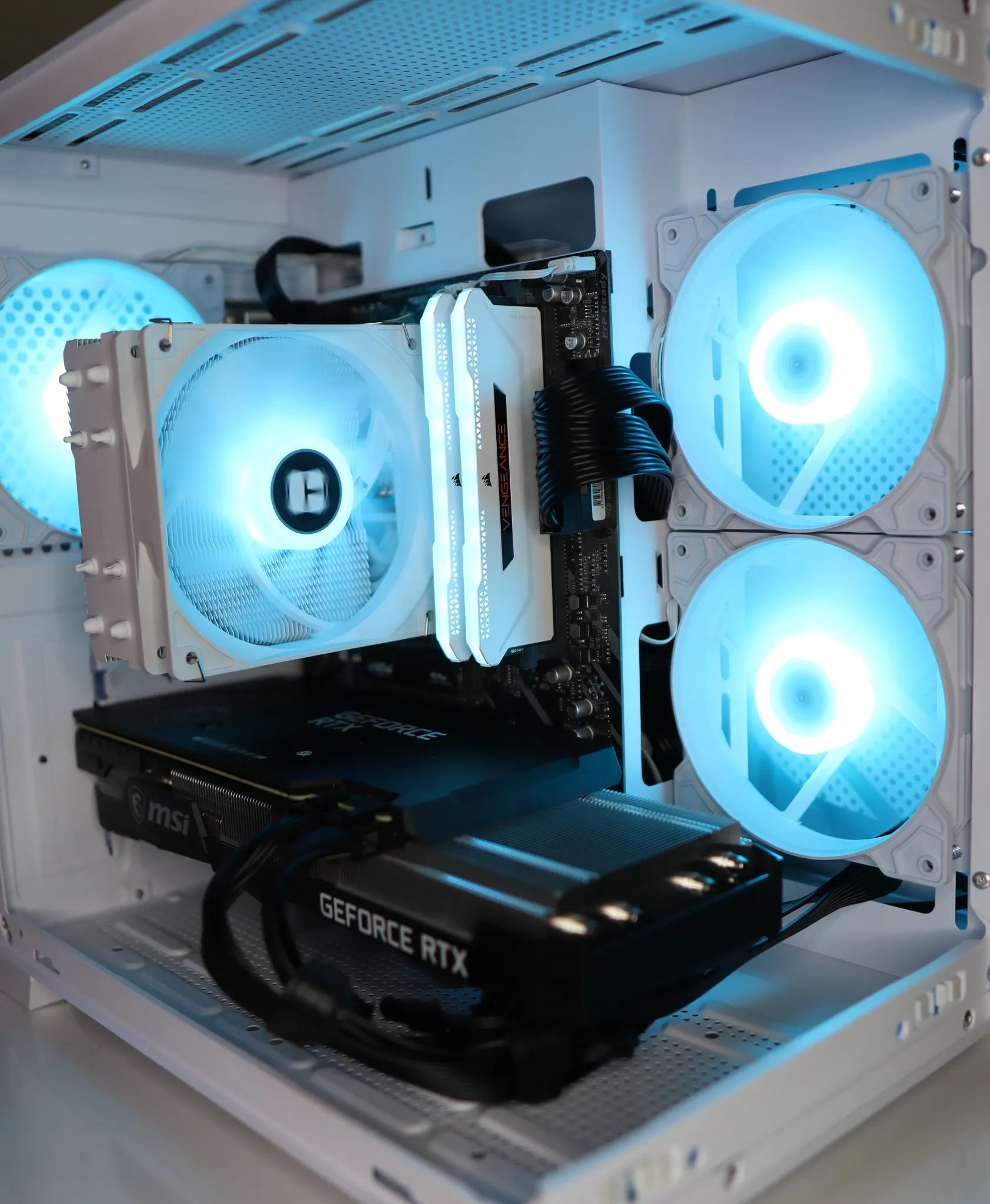1080p/1440p Gaming PC | RTX 3070 | RYZEN 7 3700X | 32GB RAM | WIFI |