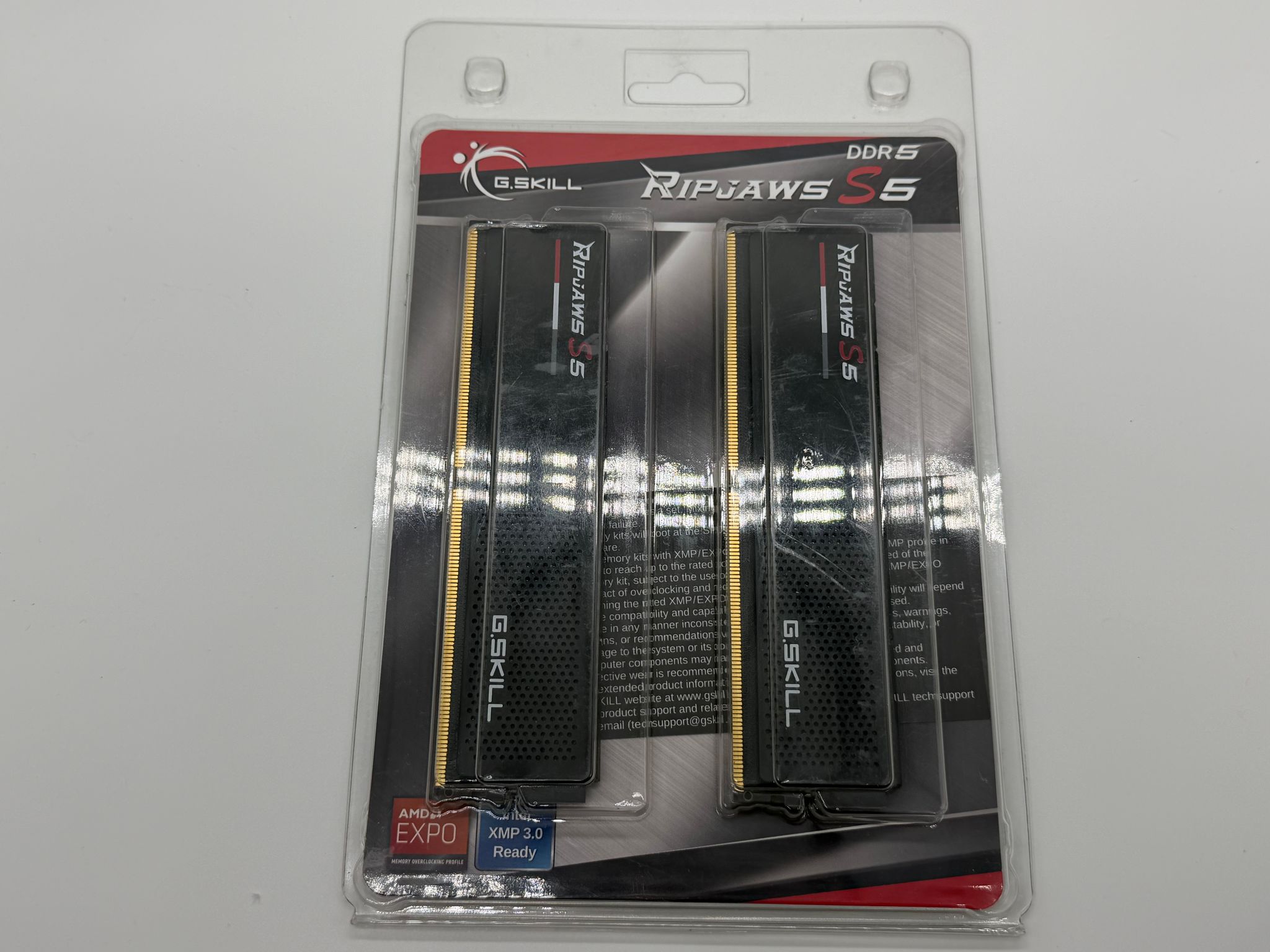 G. SKILL Ripjaws S5 32GB (2 x 16GB) Memory Kit (F5-6000J3636F16GX2-RS5K)