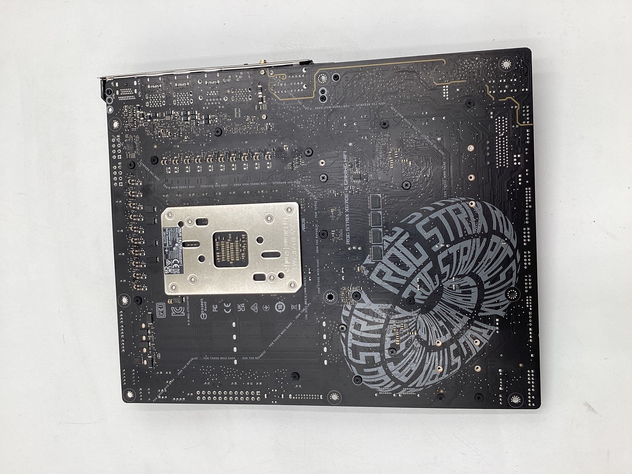 ASUS ROG Strix X670E-E Gaming Socket AM5(LGA 1718) Ryzen 7000 ATX Motherboard