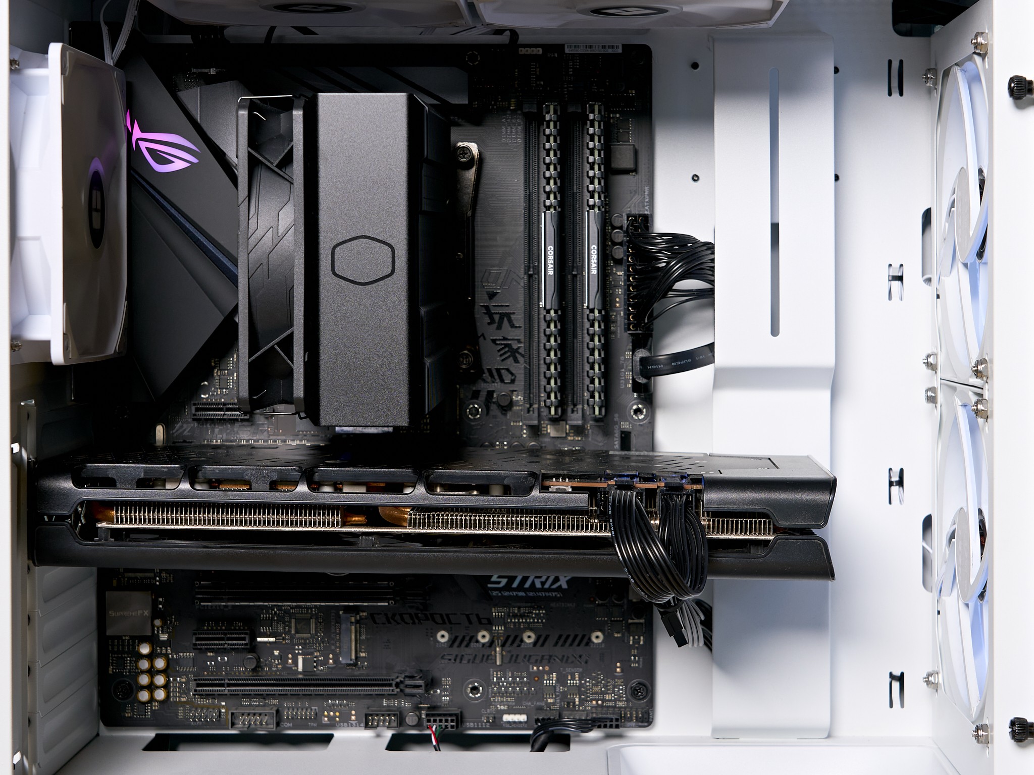 H5 Elite (White) | Ryzen 7 3700X | RX 5700XT | 16gb DDR4