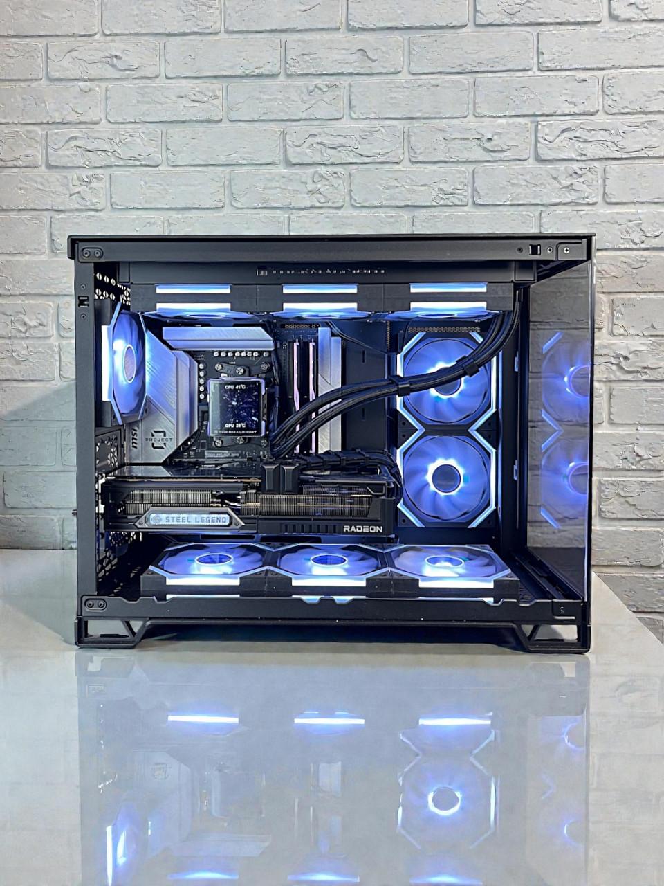 Ryzen 7 9800X3D | RX 9070 XT | 32GB DDR5 | 2 TB M.2 | WIFI 6 | Dark Gamer