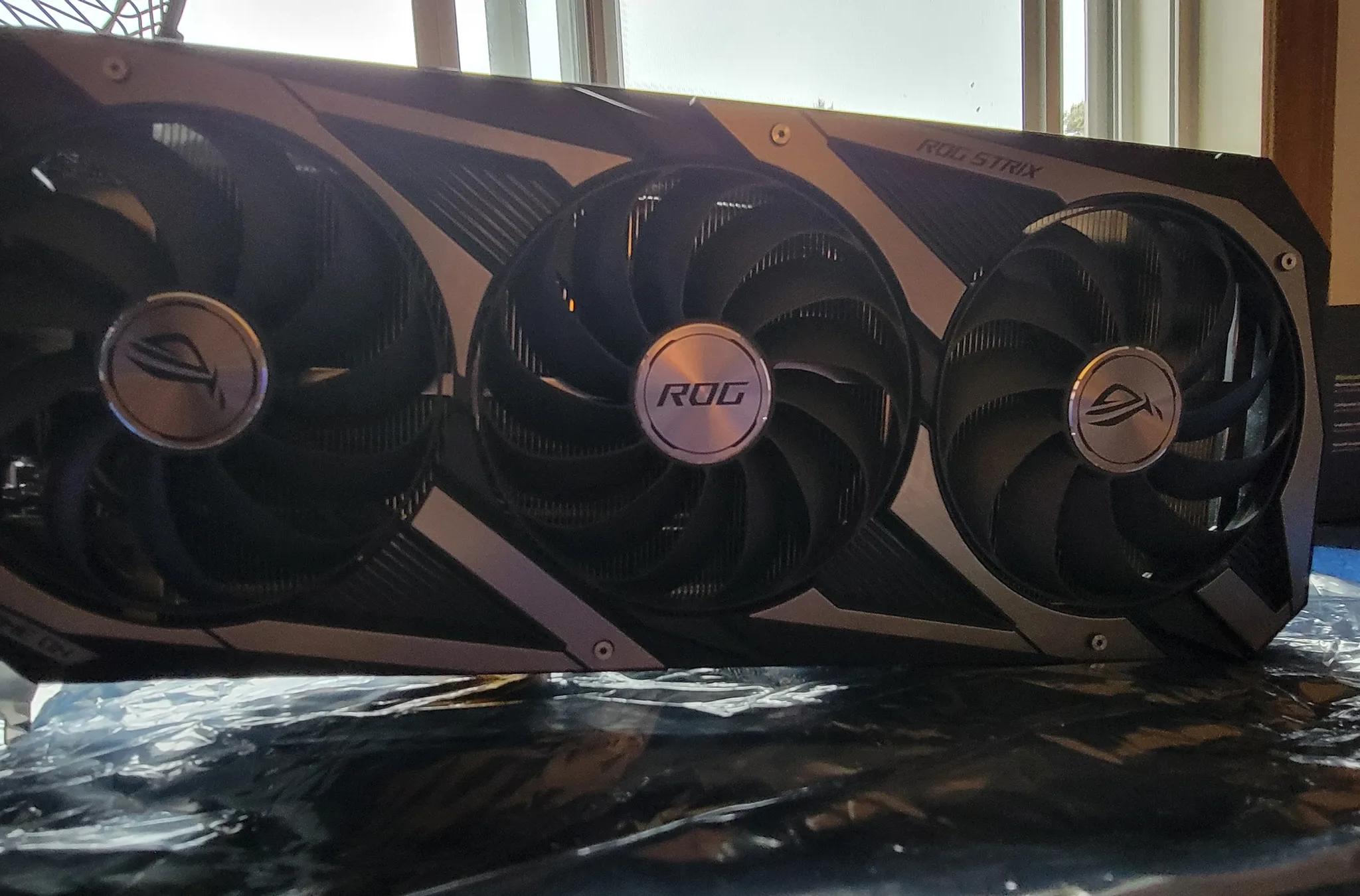 Asus ROG Strix RTX 3070 8gb 0C
