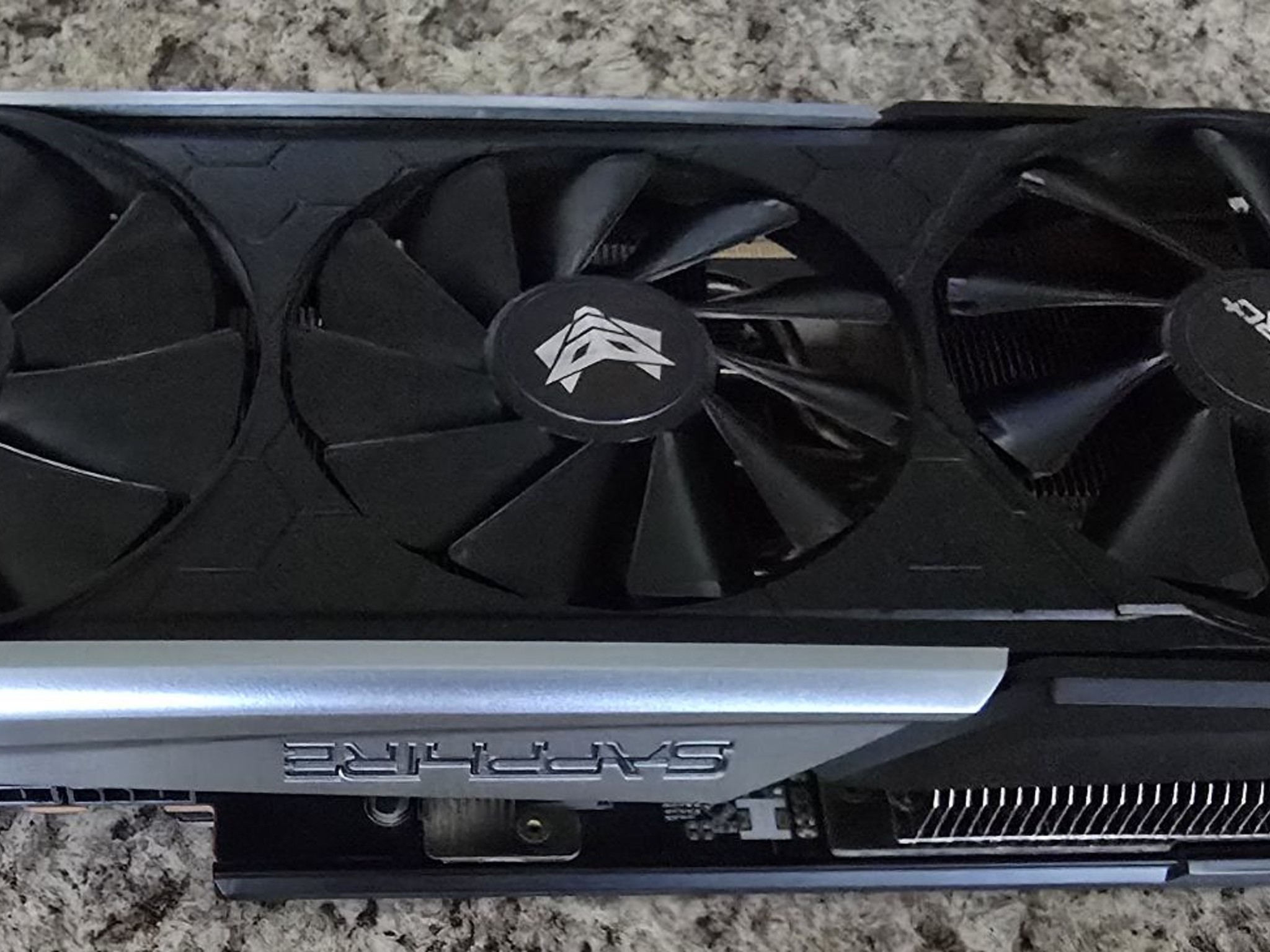Sapphire NITRO+ RX 5700 XT 8G GDDR6