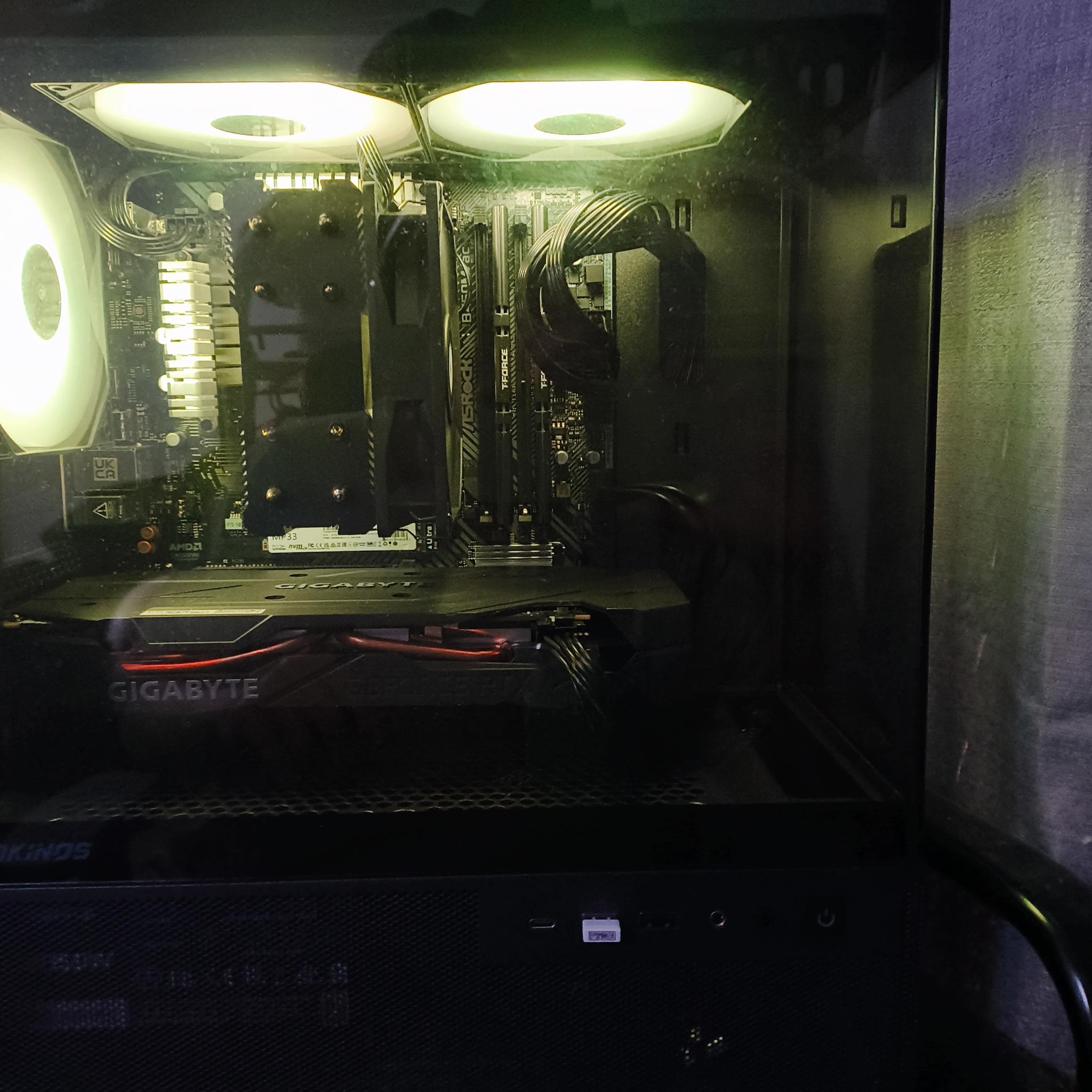 The Corvette Mk2 | RTX 2070 / Ryzen 5 5500 / 32GB DDR4/ Gaming PC