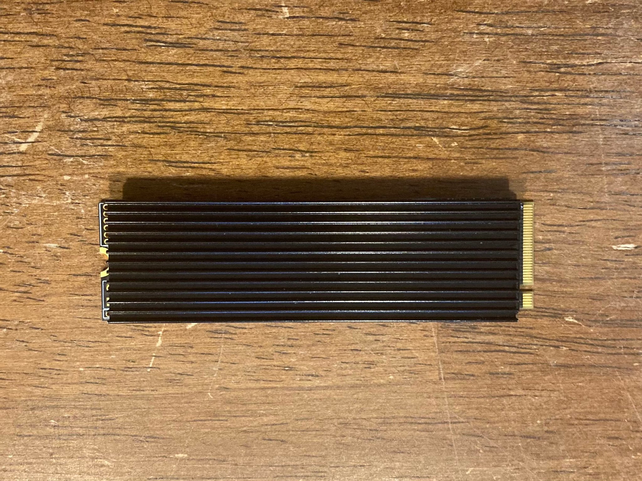 LEVEN JPS600 4TB NVME SSD