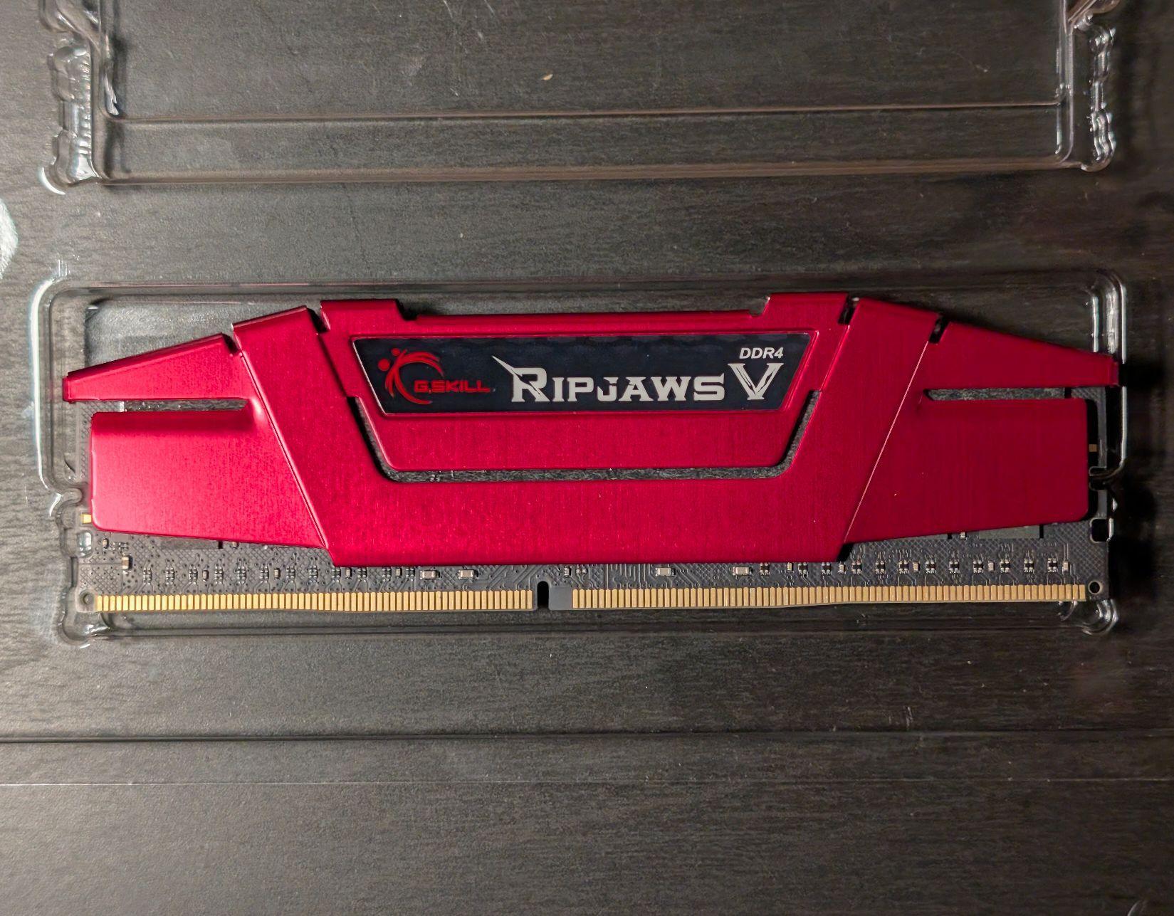 G.Skill 16GB DDR4-2666MHz Desktop Memory RAM CL15 - NEW