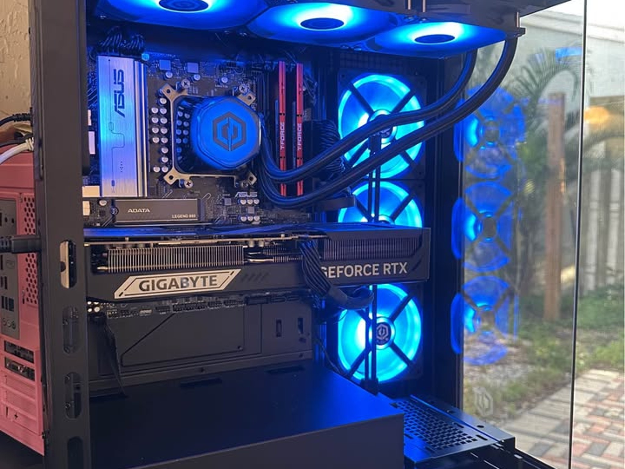 High End Desktop Gaming PC (9800X3D + 32GB DDR5 + 5070Ti)