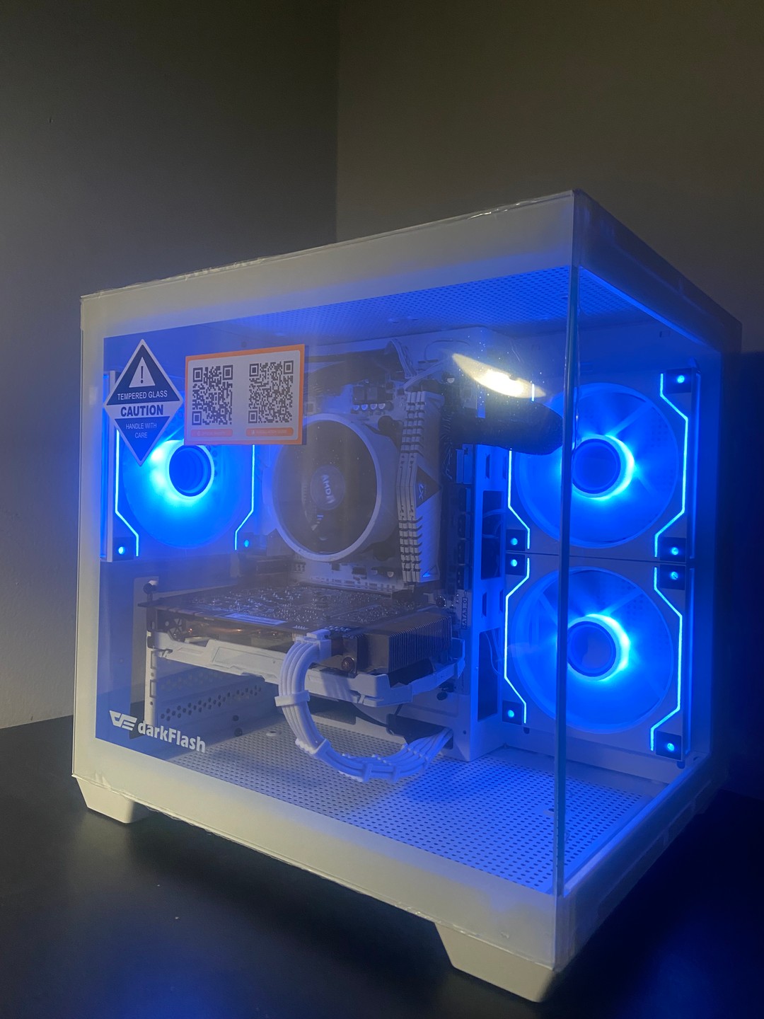 Custom White Gaming Computer – Ryzen 2600 | 16GB DDR4 | GTX 1070 8GB | Jawa