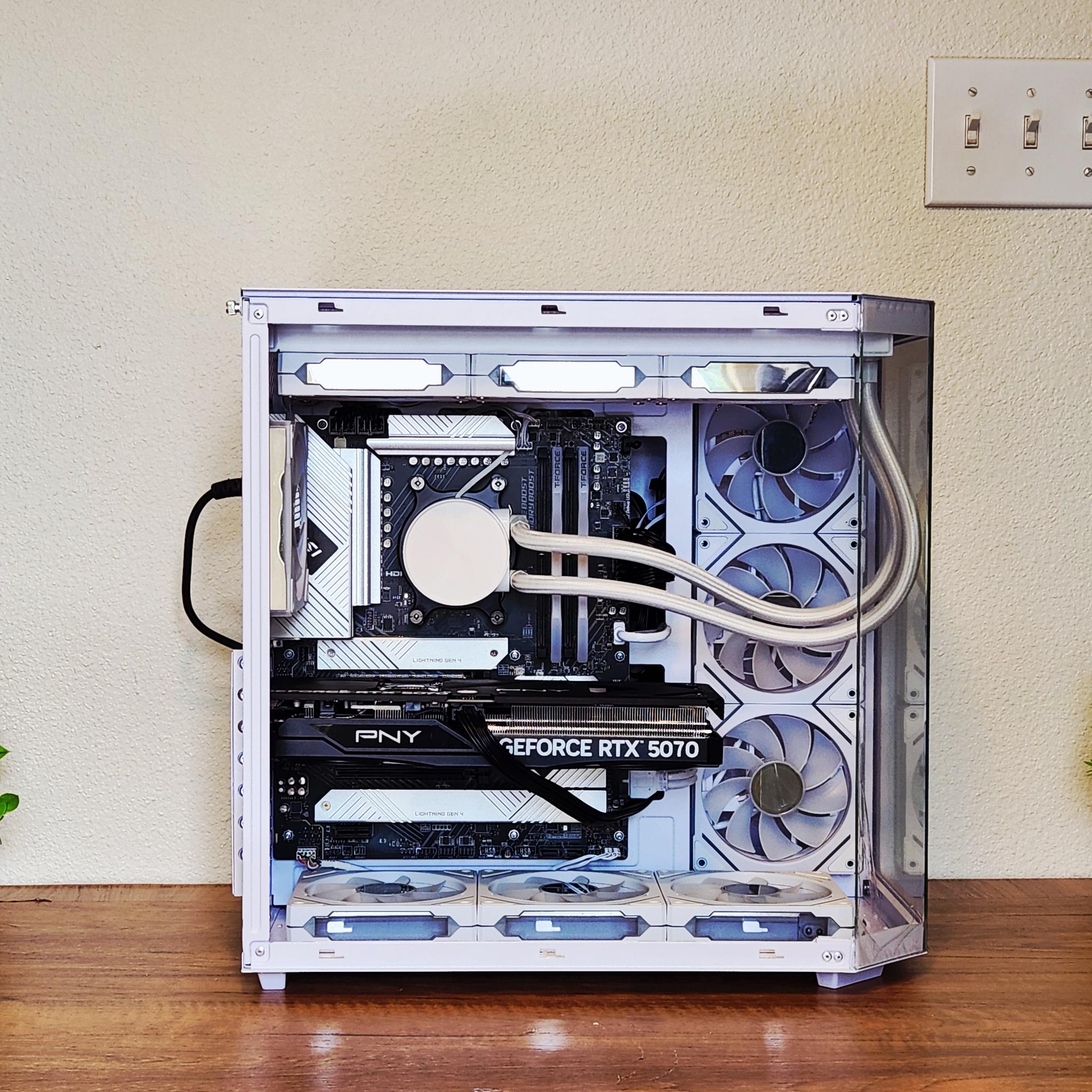 "White Stallion" Gaming PC | RTX 5070 OC | RYZEN 5 7500F | 32GB DDR5 | 1TB M.2 SSD | WINDOWS 11 PRO