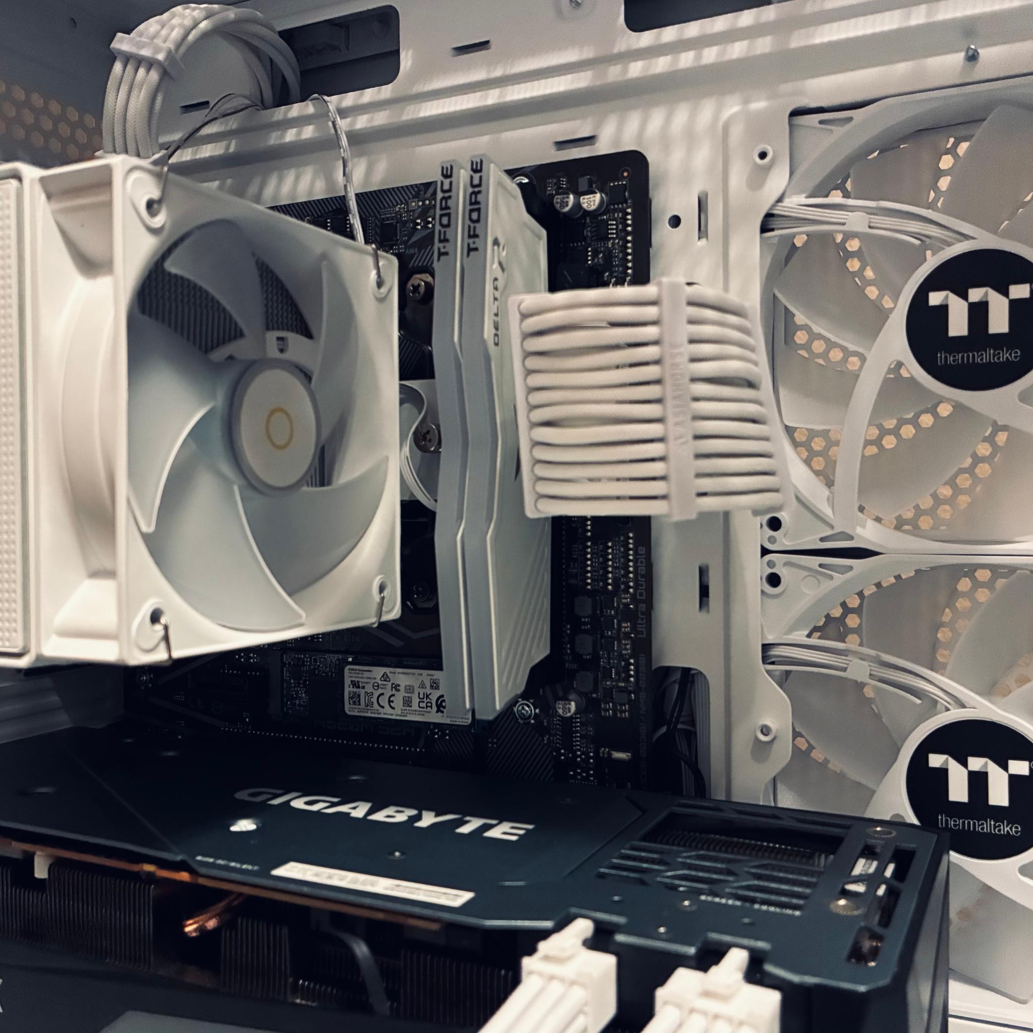 Performance Gaming PC |RTX 3070 // Ryzen 5 5500 // 1TB NVME SSD|