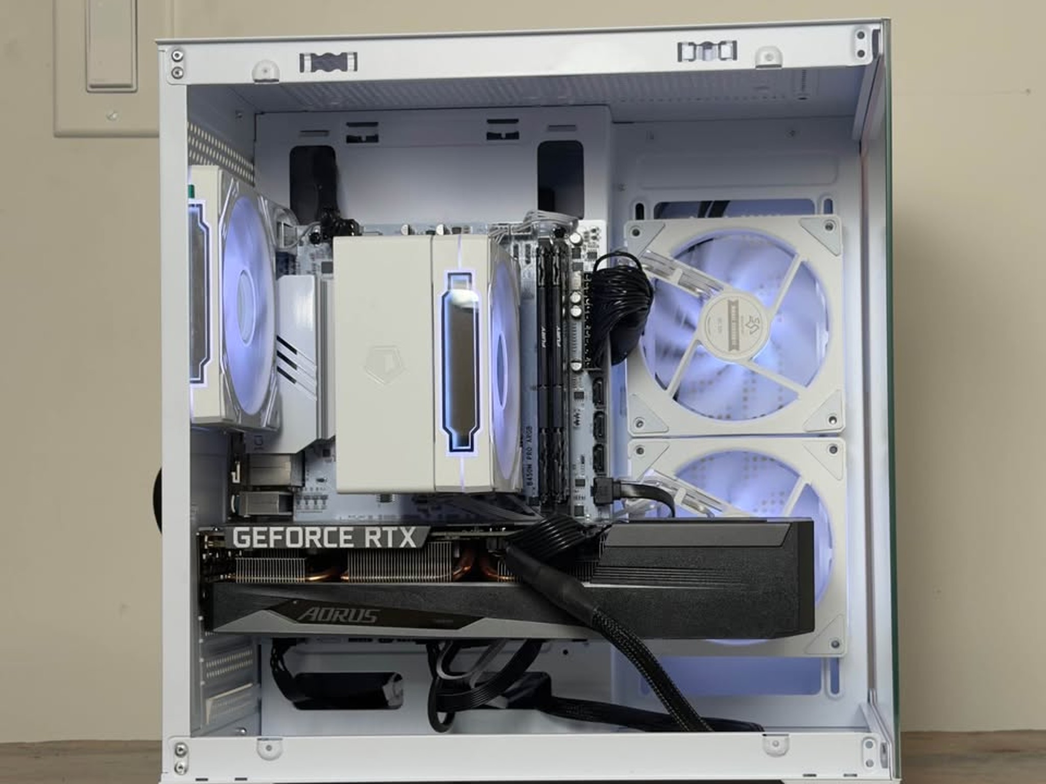 ⚪️ RYZEN 5 5500 | RTX 3060 12GB | 1TB SSD | RGB GAMING PC ⚪️