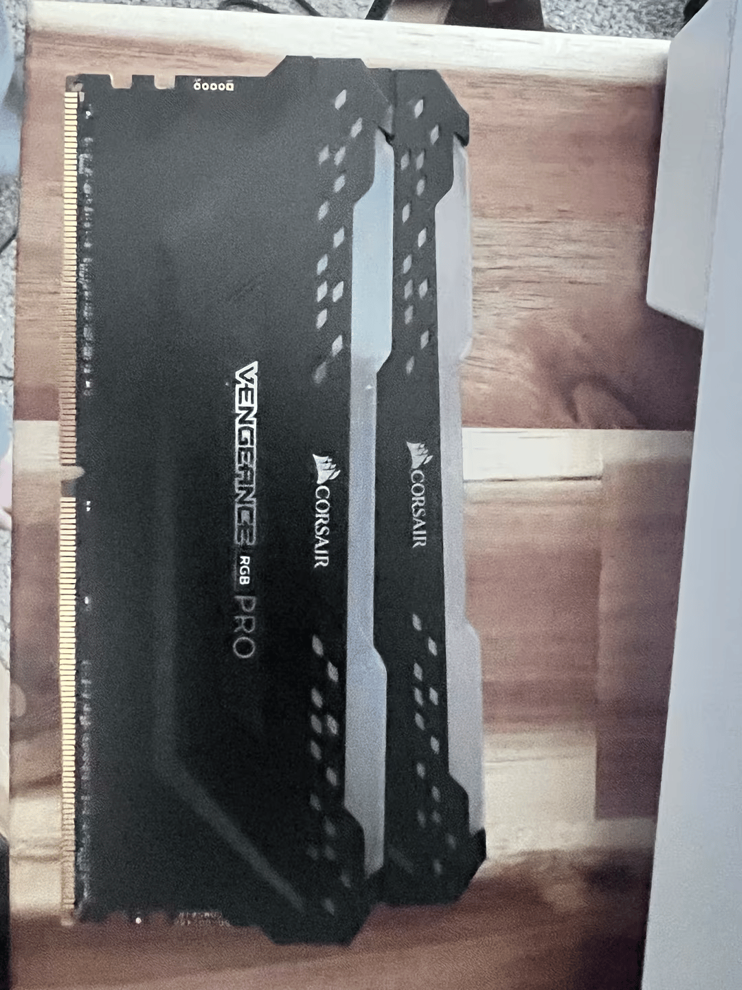 Corsair 32gbs 2x16 3200mhz c16