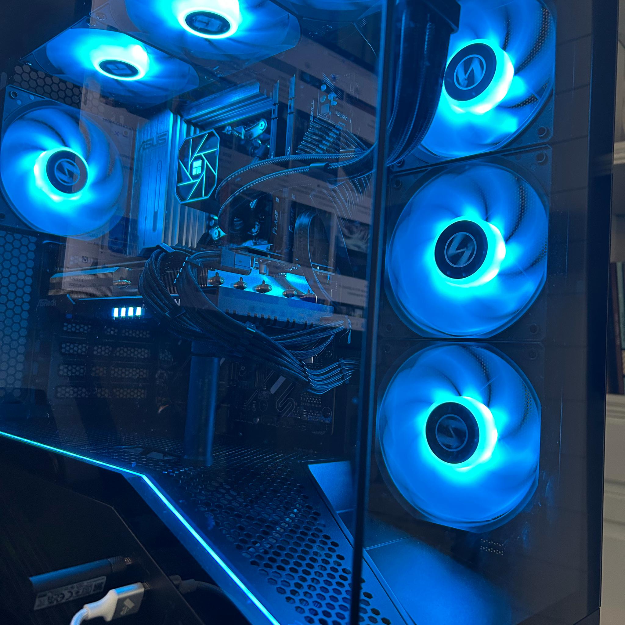 Ryzen 9 9850X3D / RX 7900 GRE / 32GB DDR5 / 360mm AIO / 1TB NVMe – High‑End Gaming & Dev PC