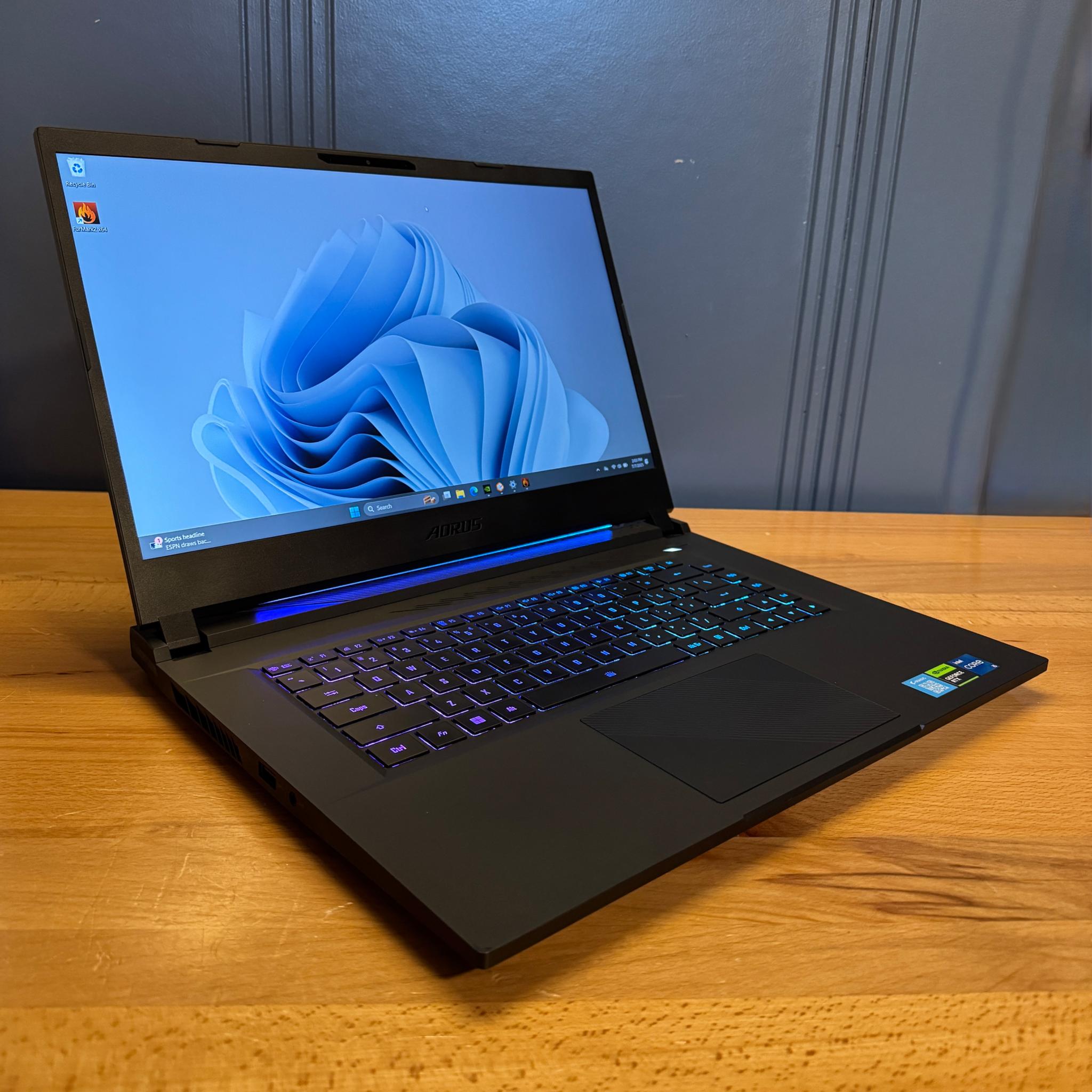 💻 Aorus Laptop | Intel 13500H, RTX 4050, 32GB DDR5, 2.5TB SSD,