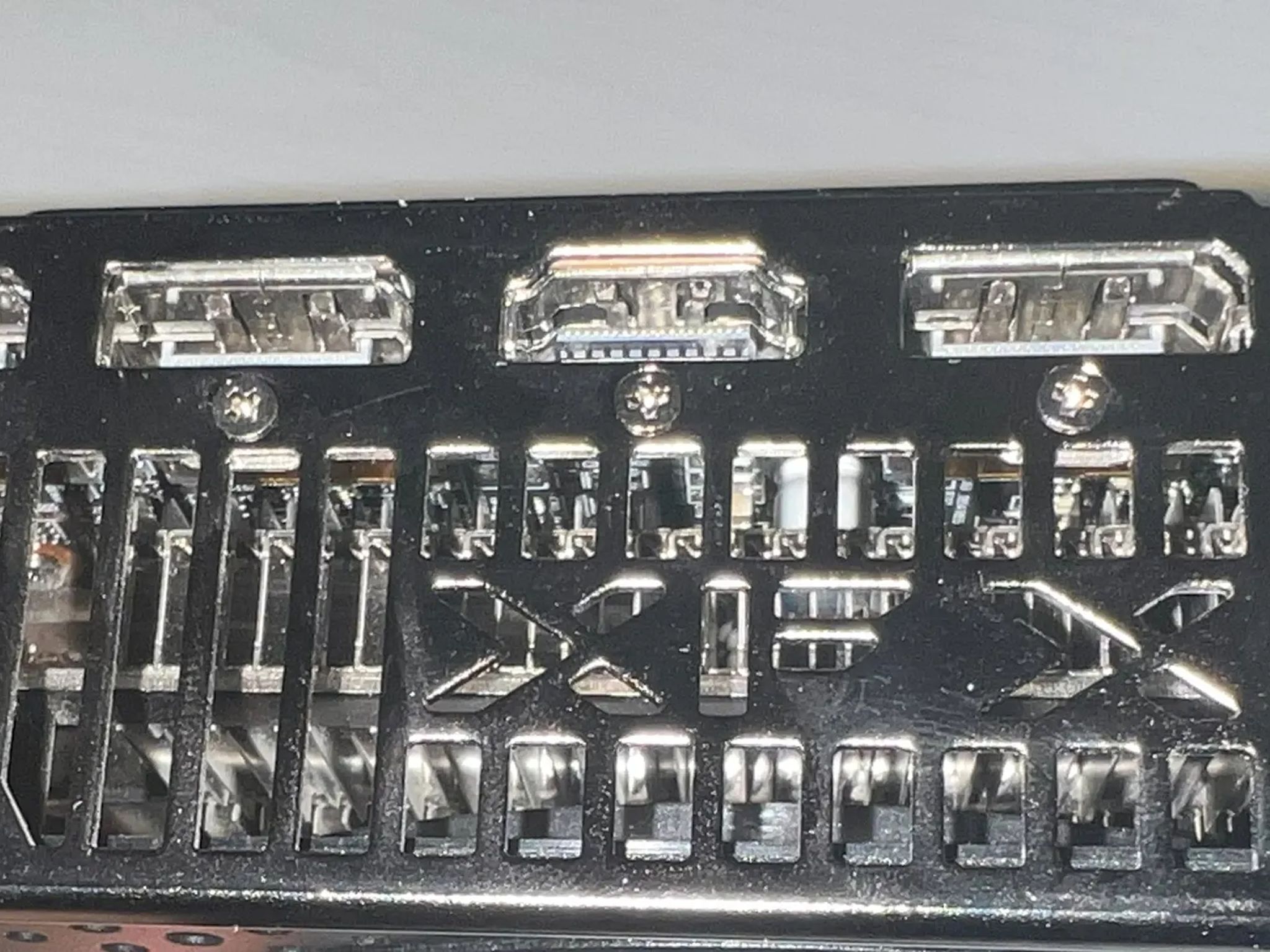 Radeon RX 7600 8GB (XFX SWFT 210)