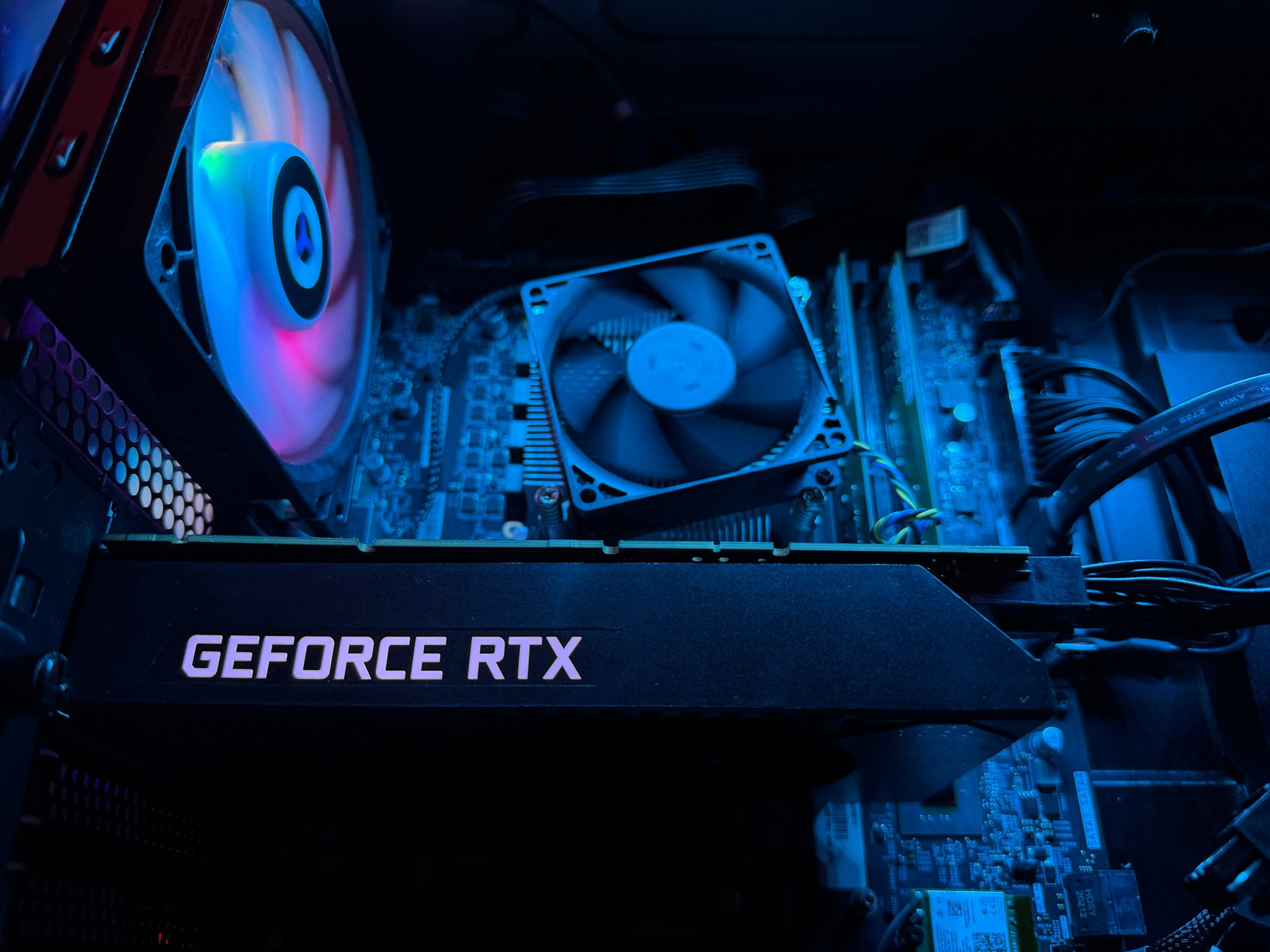 "Legion" | RTX 3060 12GB | Intel Core i5 10400F | 16GB DDR4 | 256GB SSD + 1TB HD