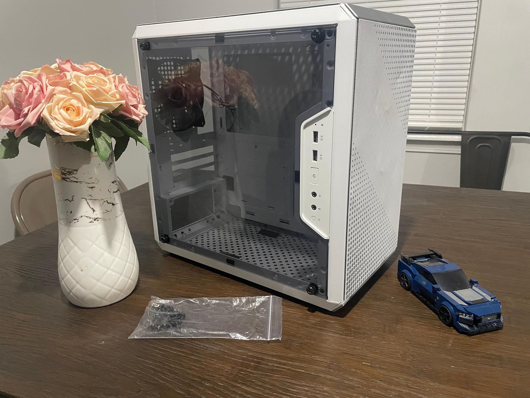 COOLERMASTER MASTER BOX Q300L “White”