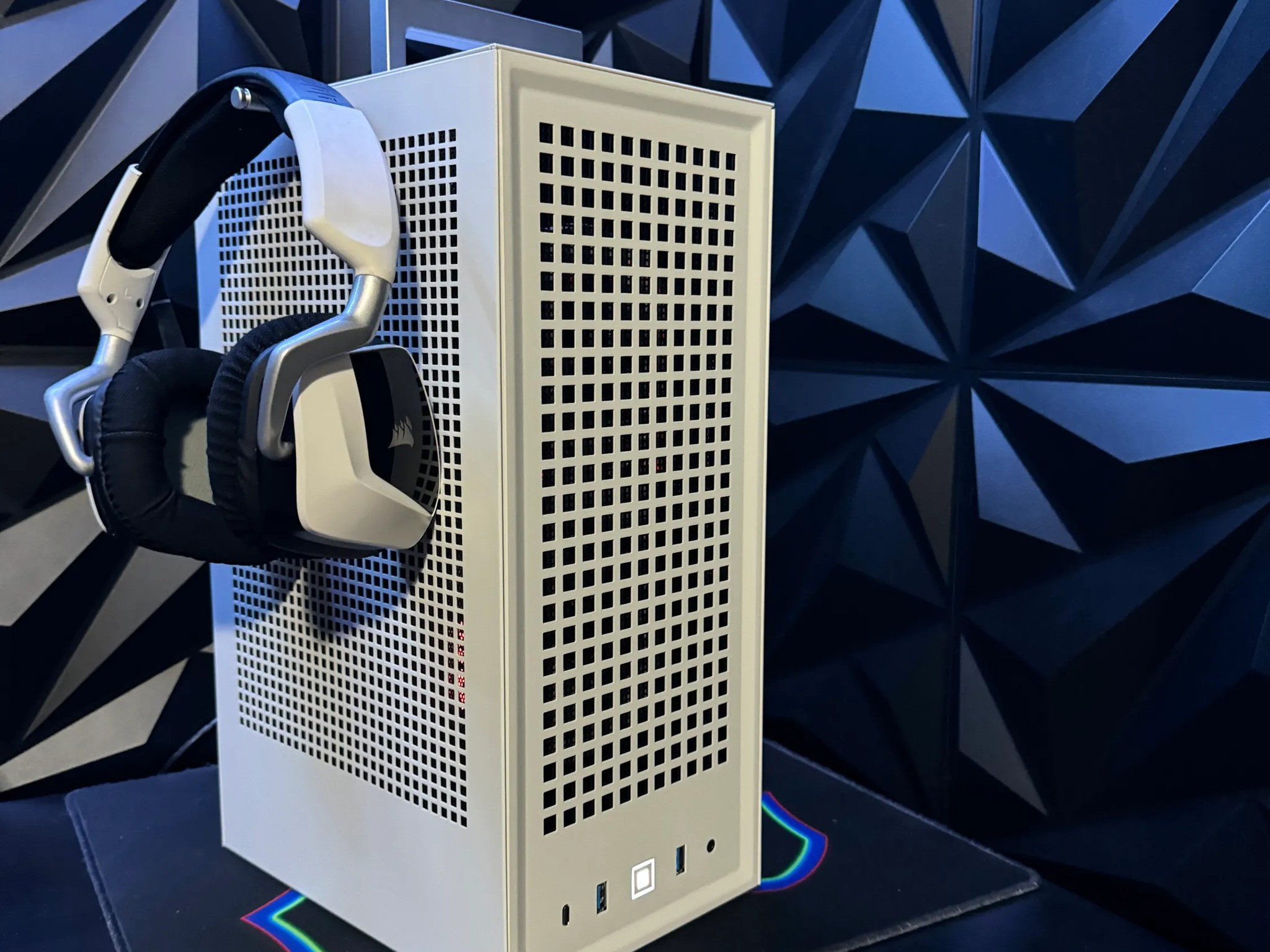 ⚡🏢🏃Power Tower GO⚡🏢🏃 Intel i9| GTX 1080Ti | 32 GB DDR4| 1 TB NVME| 4 TB HDD|