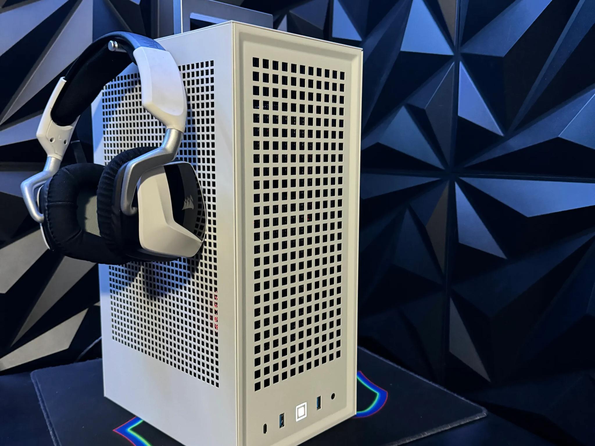 ⚡🏢🏃Power Tower GO⚡🏢🏃 Intel i9| GTX 1080Ti | 32 GB DDR4| 1 TB NVME| 4 TB HDD|