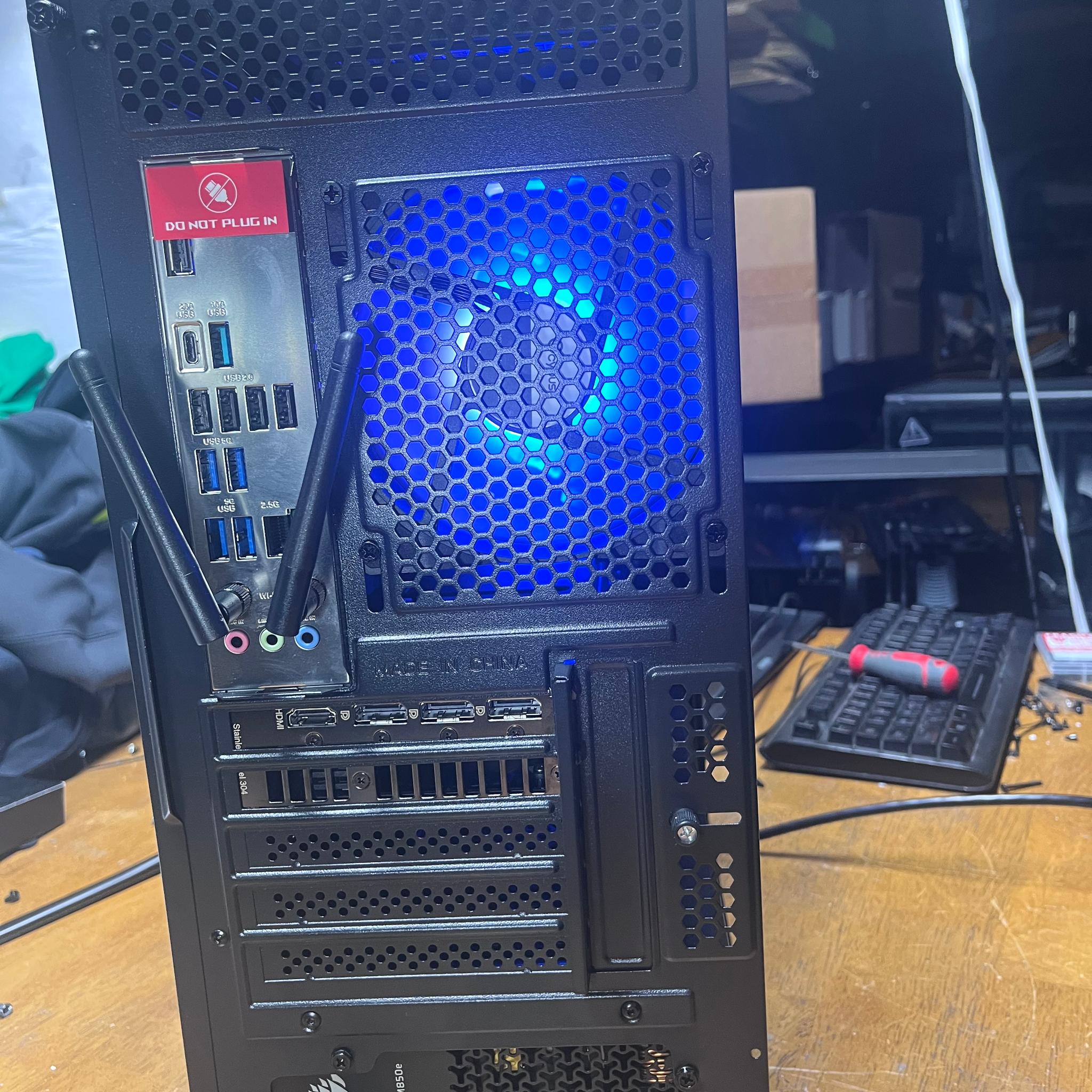 RTX 5070 | Intel Core Ultra 7 265K | 32 GBs RAM | Gaming PC