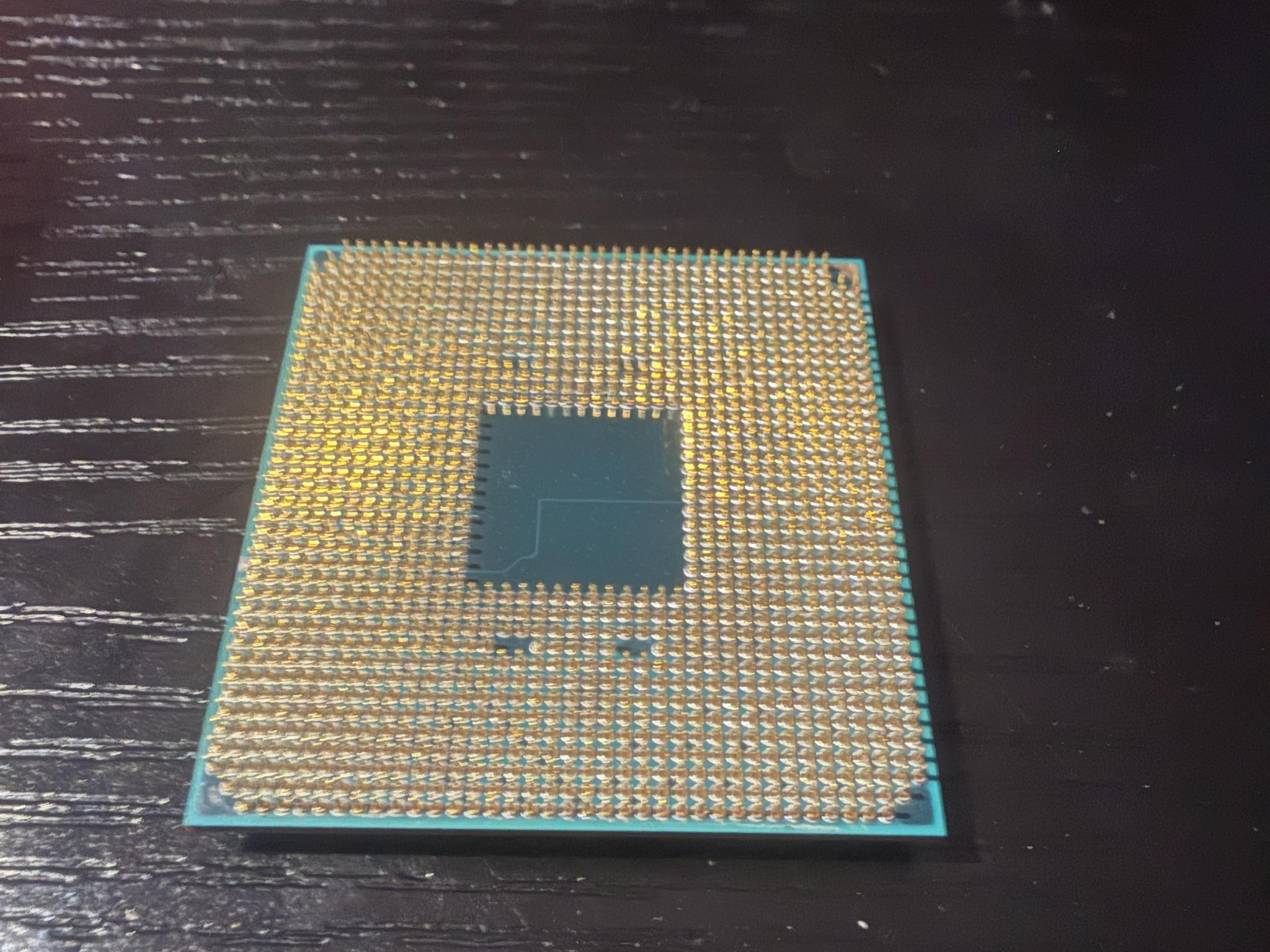 AMD Ryzen 7 5700