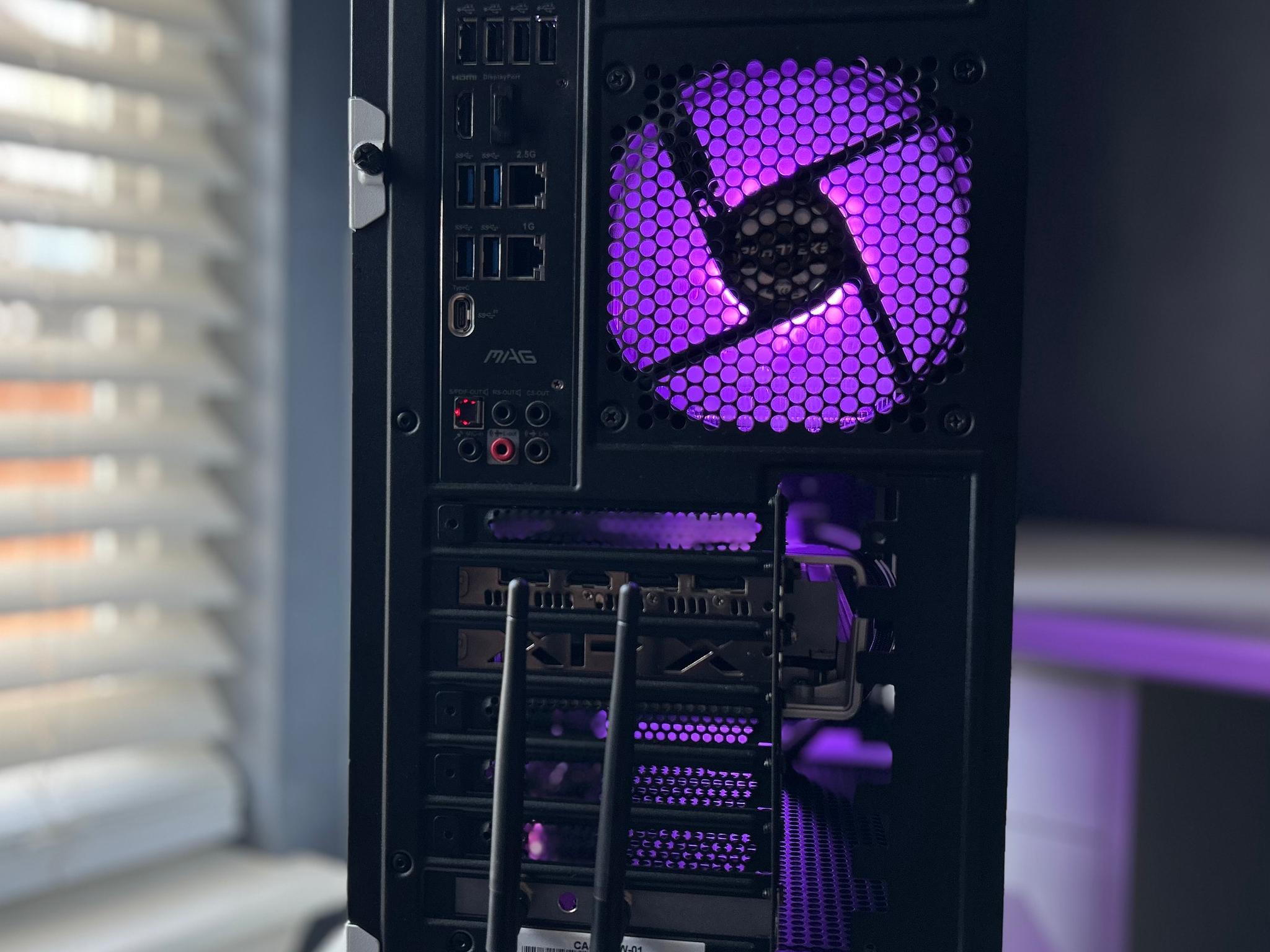 ⚫🟣⚪️ XFX RX 6700XT 12GB // Intel i5 11400F