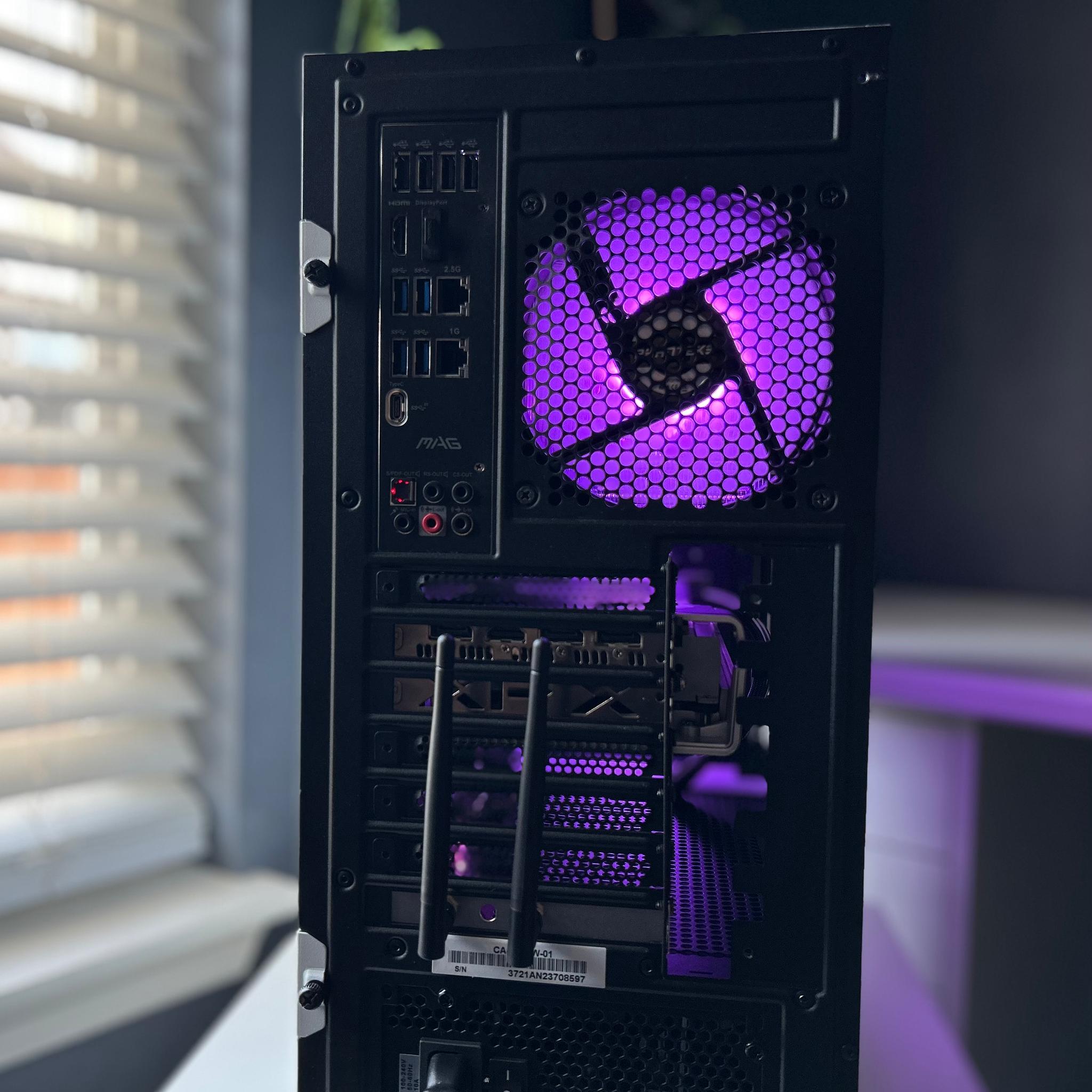 ⚫🟣⚪️ XFX RX 6700XT 12GB // Intel i5 11400F