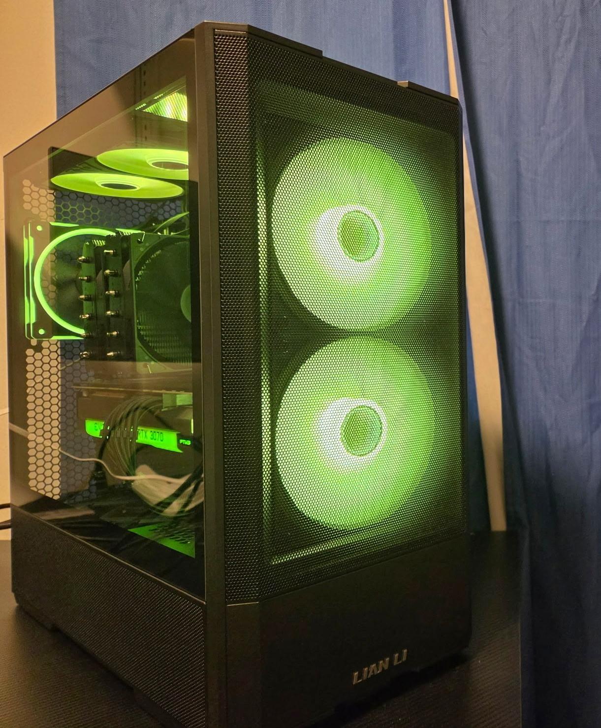 Ryzen 7 5800X3D / EVGA RTX 3070 Gaming PC - 32GB / 1TB NVMe