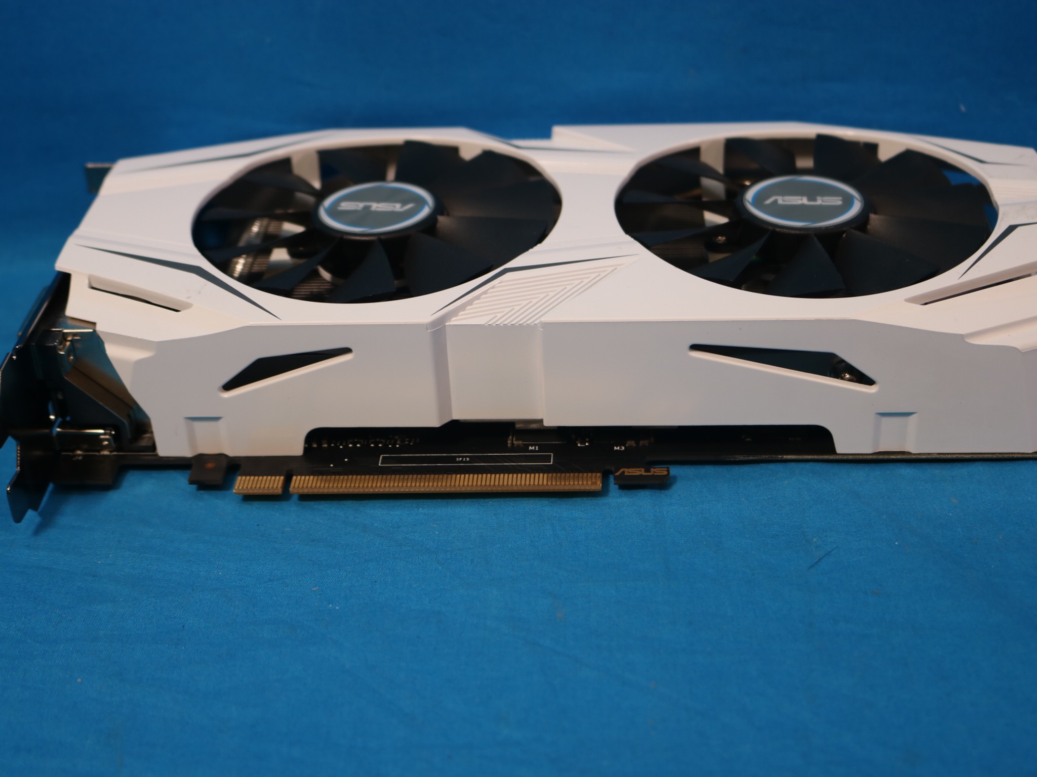 ASUS GeForce GTX 1060 Dual OC 6GB GDDR5 PCIe 3.0 x16 Desktop GPU DUAL-GTX1060-O6G