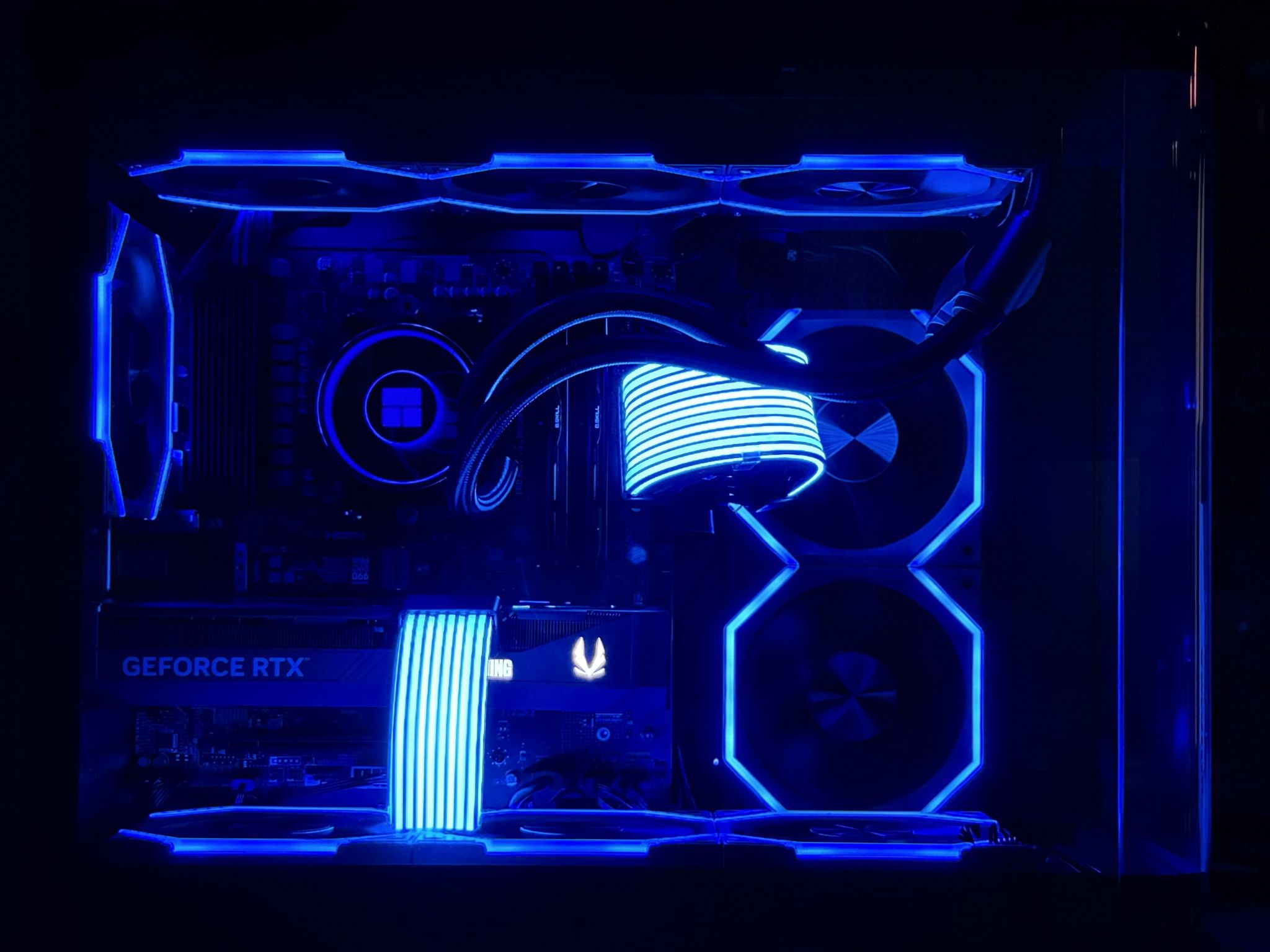 RTX 5070 | Ryzen 5 7500X3D | 32GB DDR5 | Micro ATX | 1440p Gaming PC