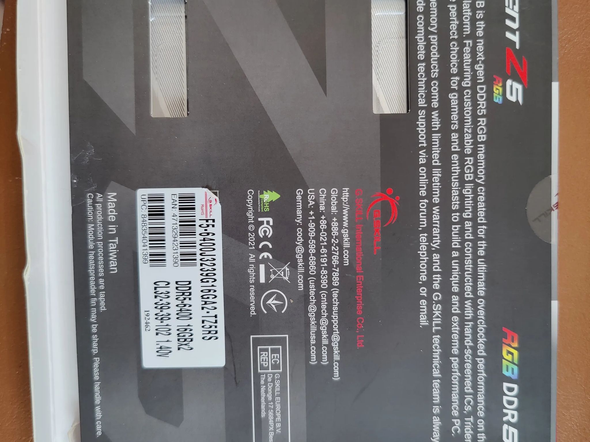G. skill Trident z 5 rgb (6400 mhz, 32-39-39-102) 32 gb