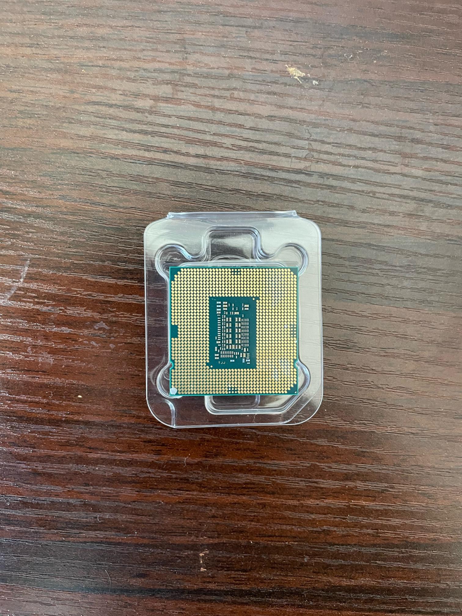 Intel i5-10400, 6 cores, 12 threads, 2.9 GHZ Base, 4.3 GHZ Boost, Hyperthreading and Virtualization