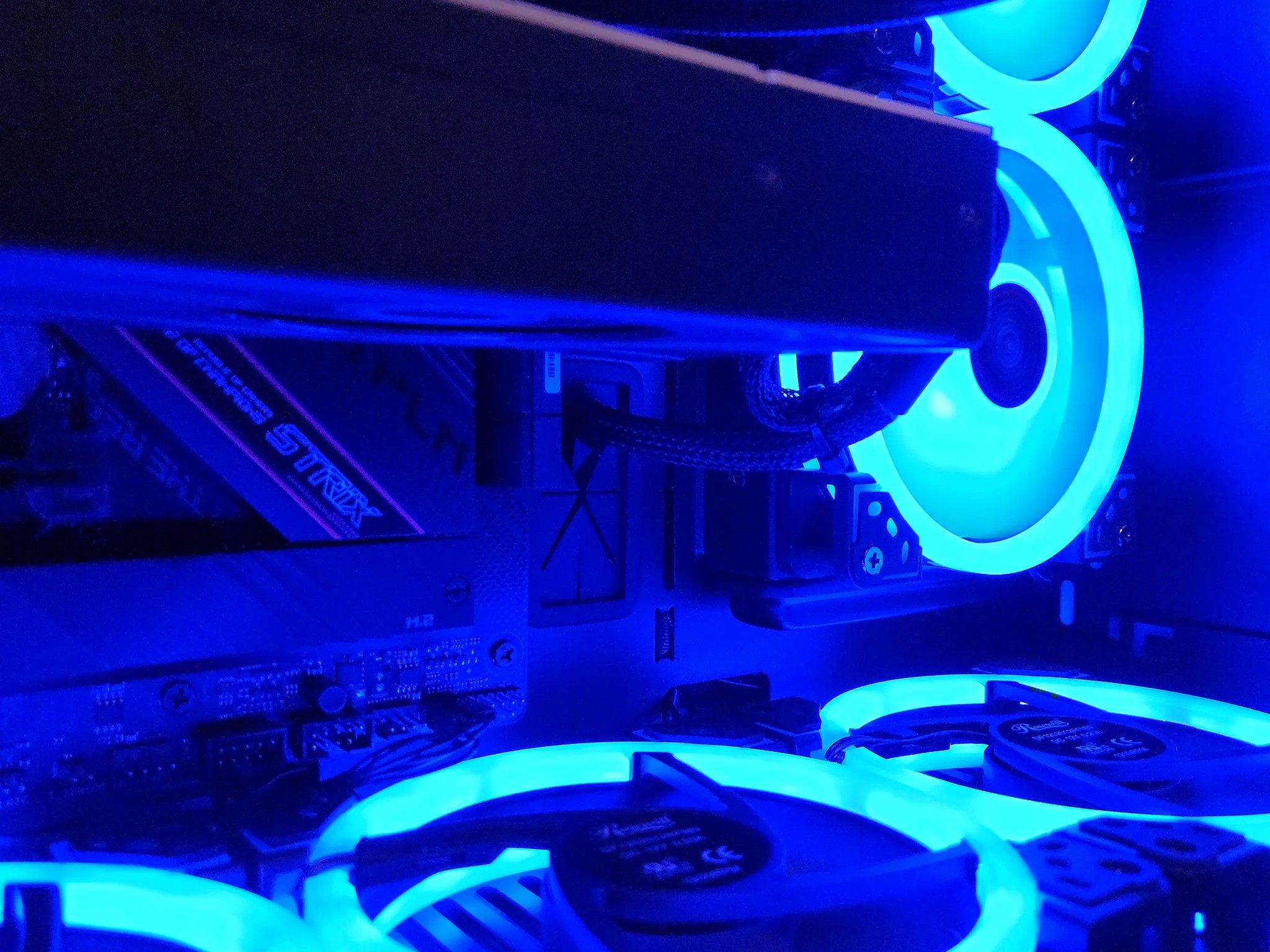 "THE BEAST" Gaming PC Ryzen 7 5800x / 32GB DDR4 / 1TB SSD/ RTX 3070 8GB 