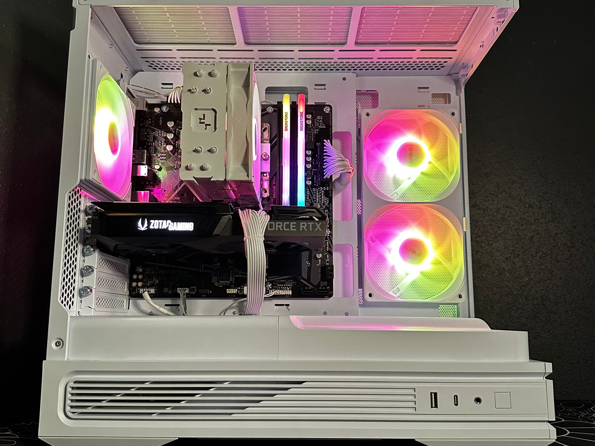 RTX 3070 Gaming PC | Ryzen 5 5600 | 32GB DDR4 | 1TB | RGB | WIFI | WHITE