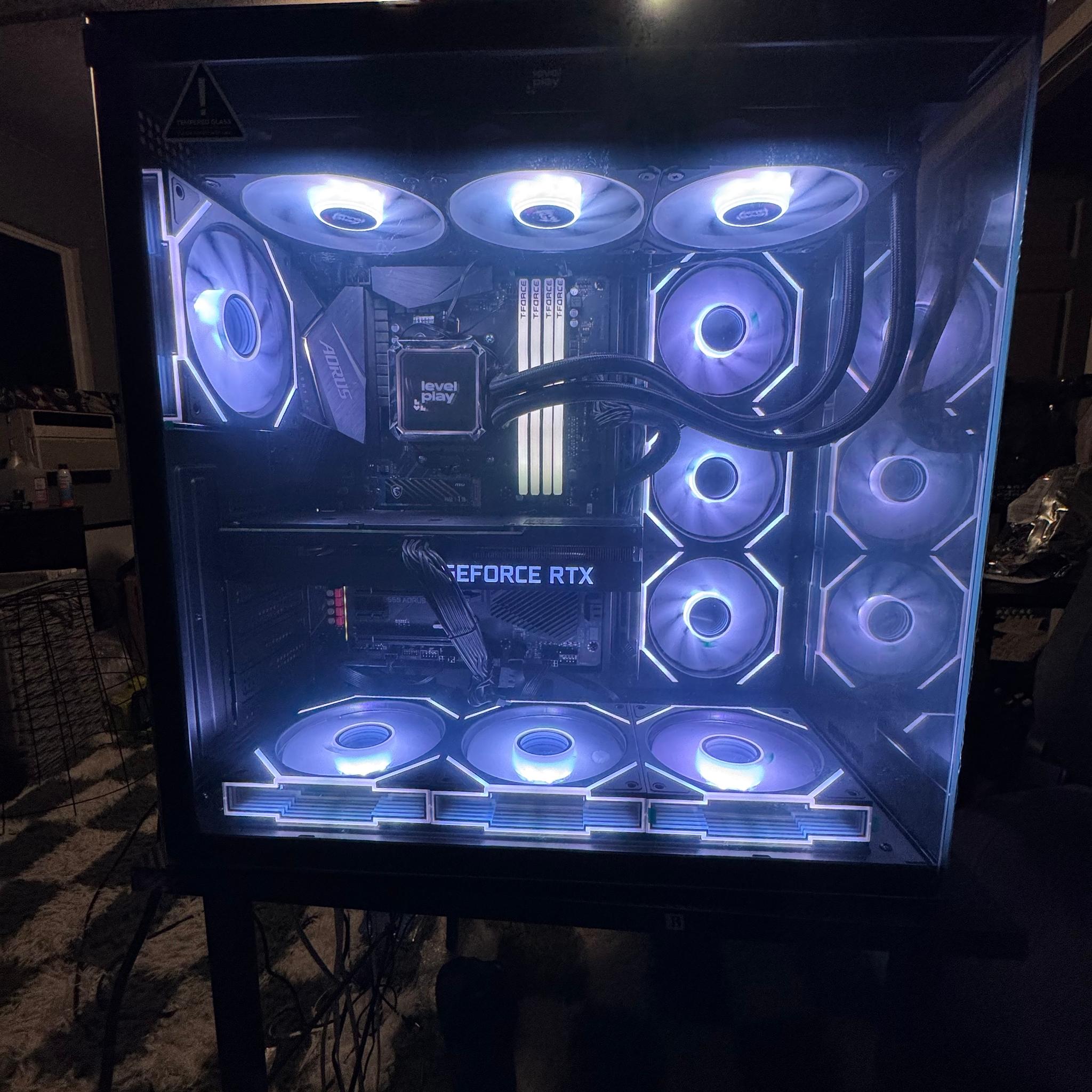 Gaming pc ryzen 7 and Rtx 3070