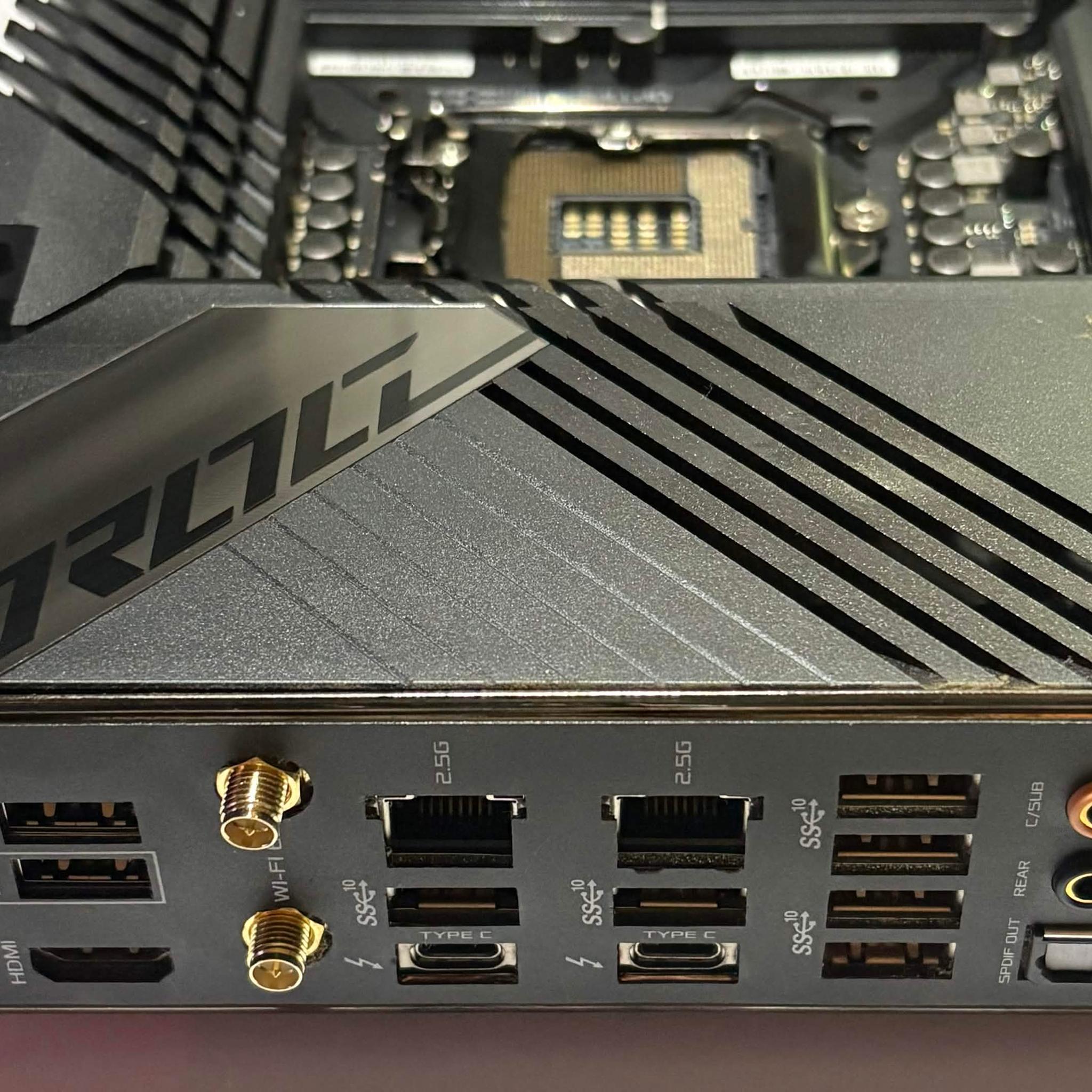 ASUS ROG Maximus XIII Hero Z590 LGA1200 ATX Motherboard | WiFi 6E | Tested Working