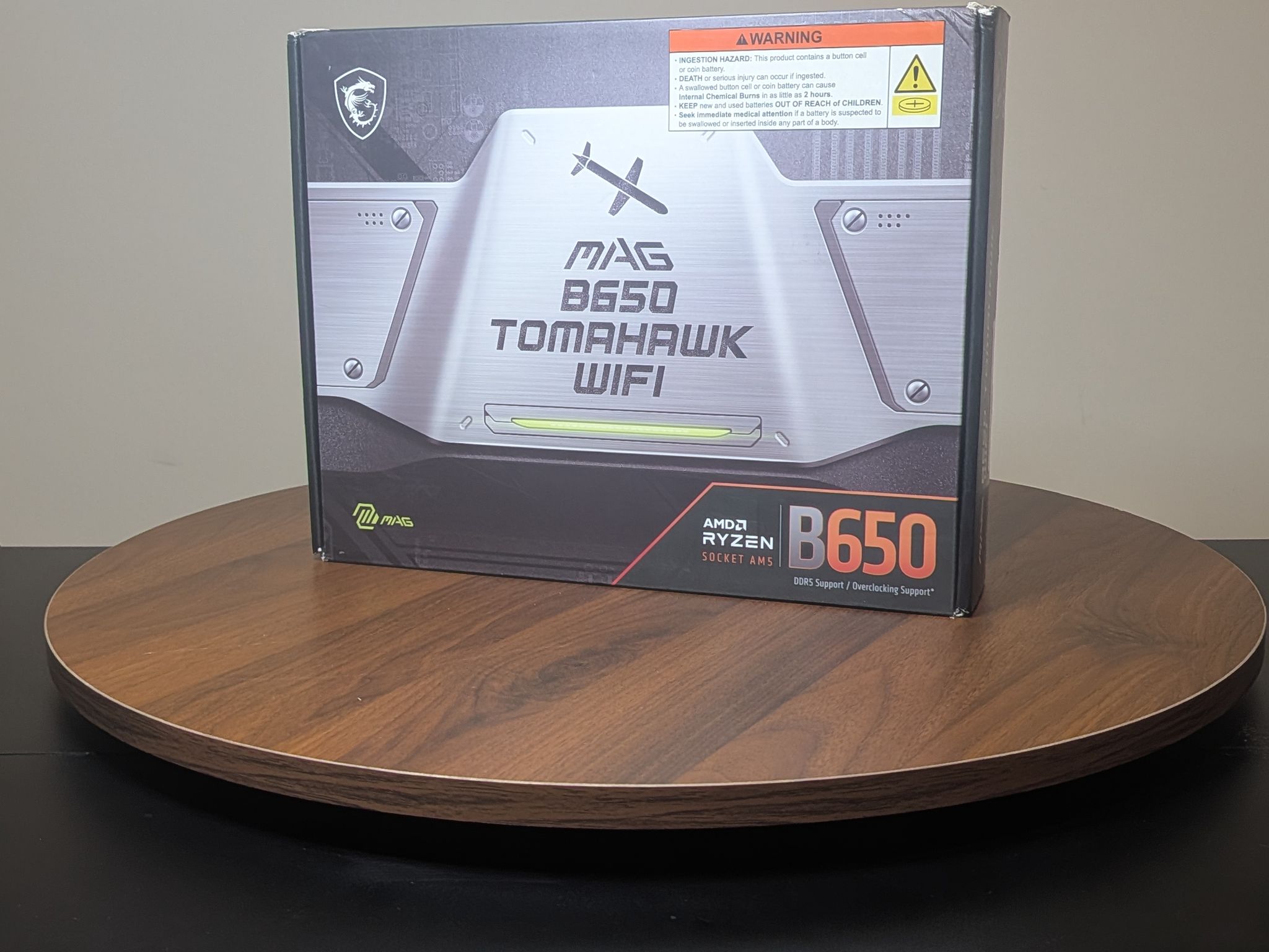 NEW - MSI MAG B650 TOMAHAWK WIFI