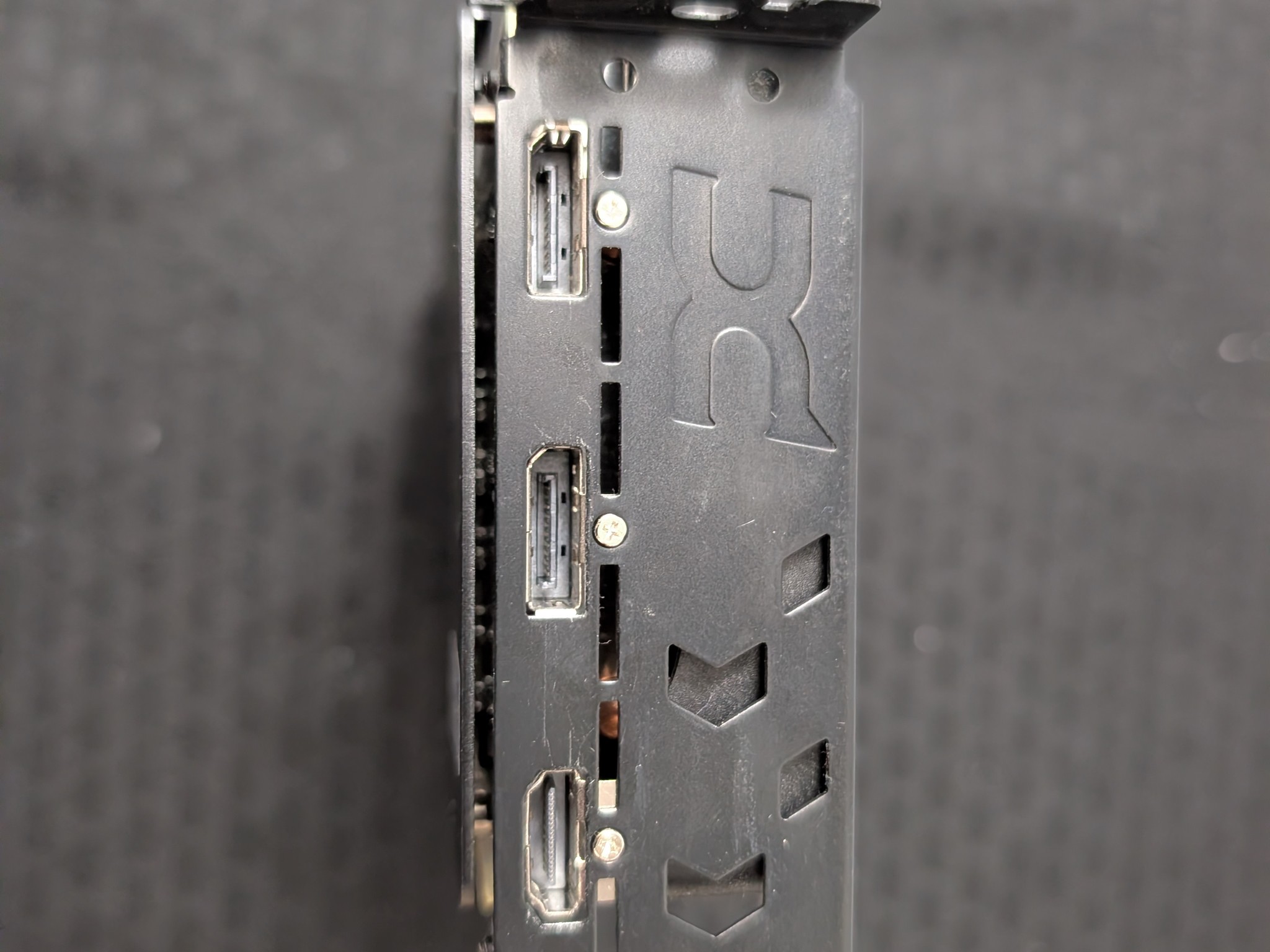PowerColor Hellhound Radeon RX 9060 XT 8GB