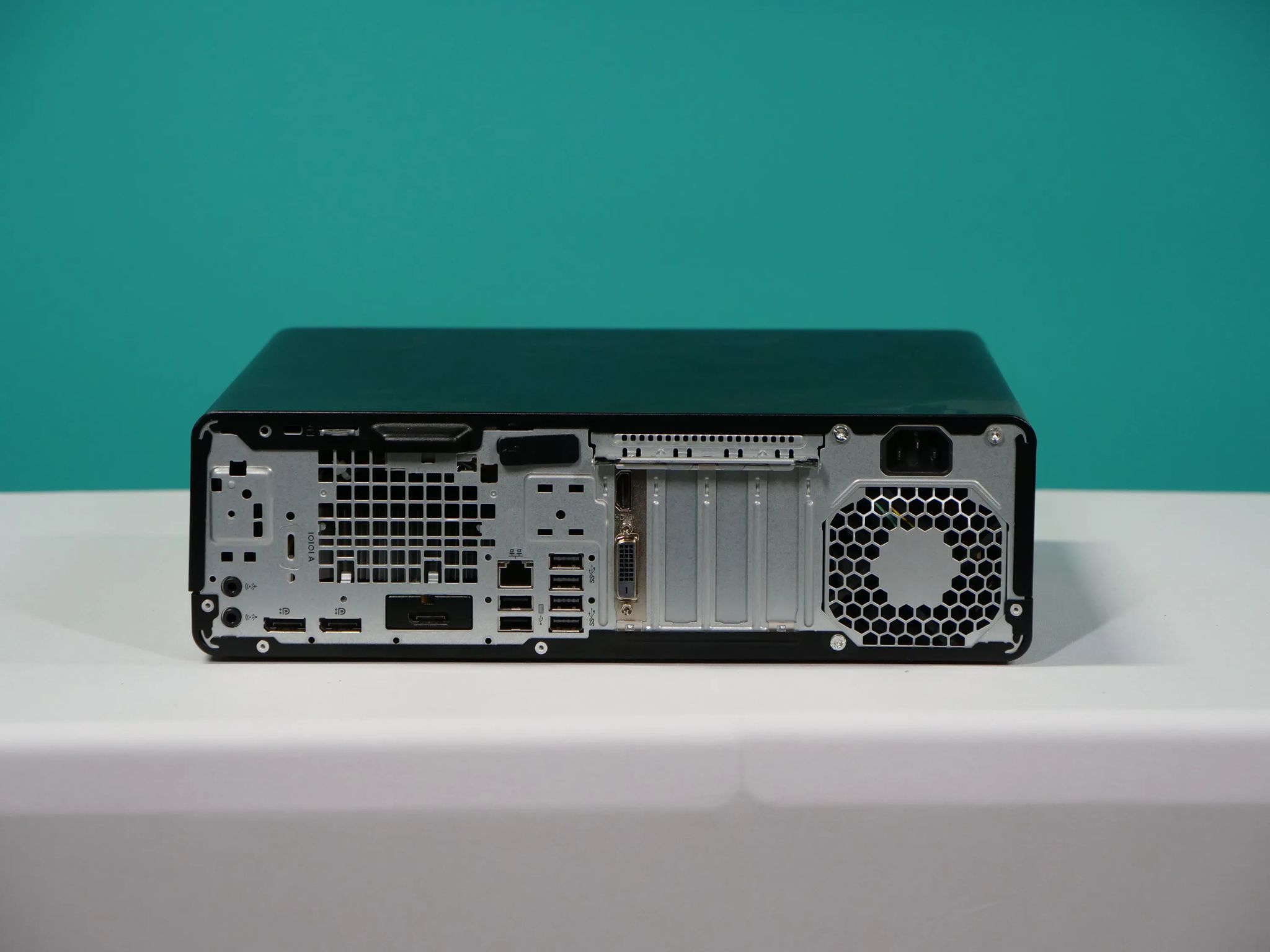 UCW Ready to Play Upgraded OEM SFF HP Light Gaming/ HTPC build: i5-7500 + GT 1030