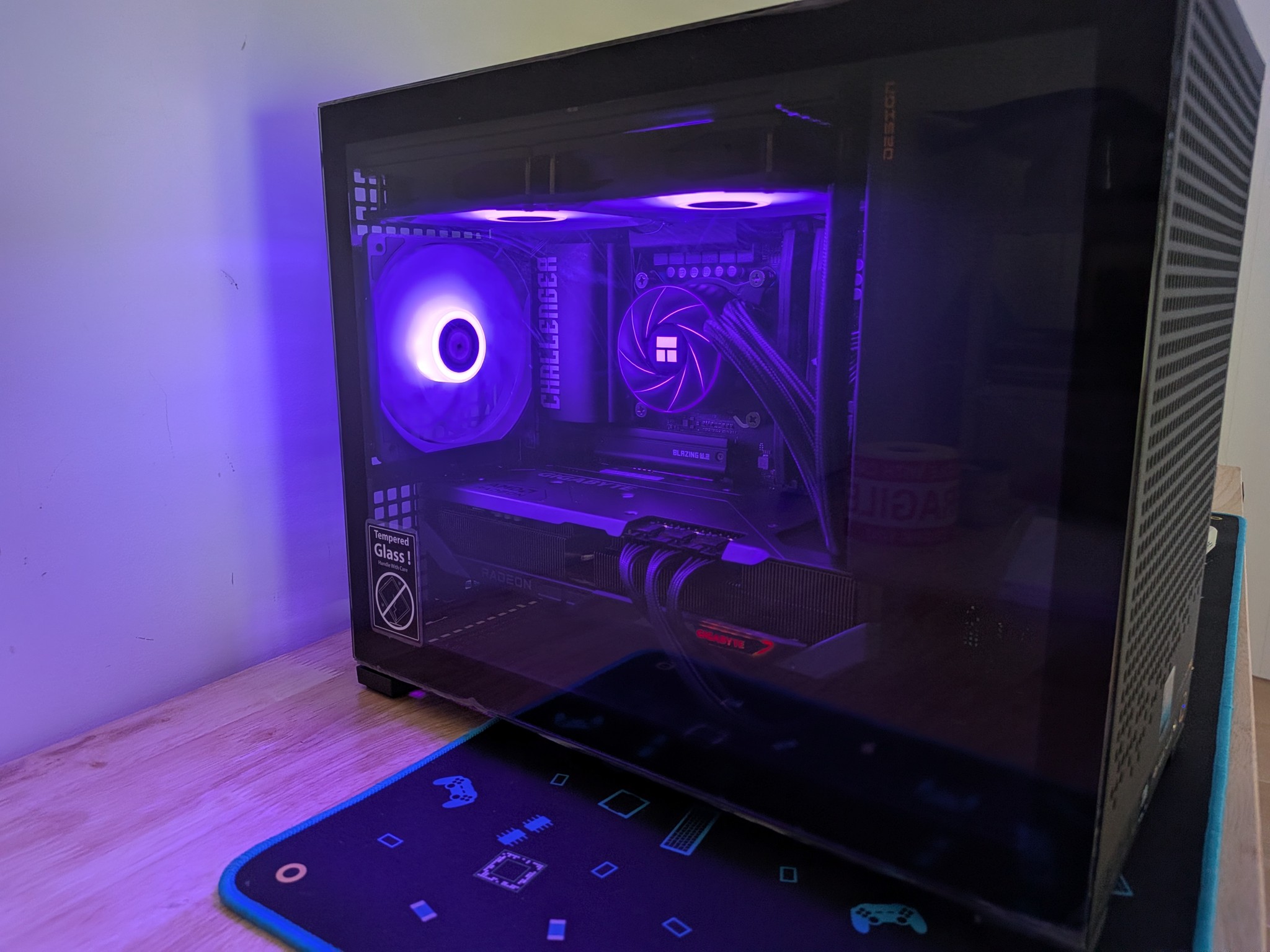 4K Final Boss - RX 9070 XT, Core Ultra 5 250K Plus, 32 GB DDR5 RAM, 2 TB Gen 4, Liquid Cooled, RGB