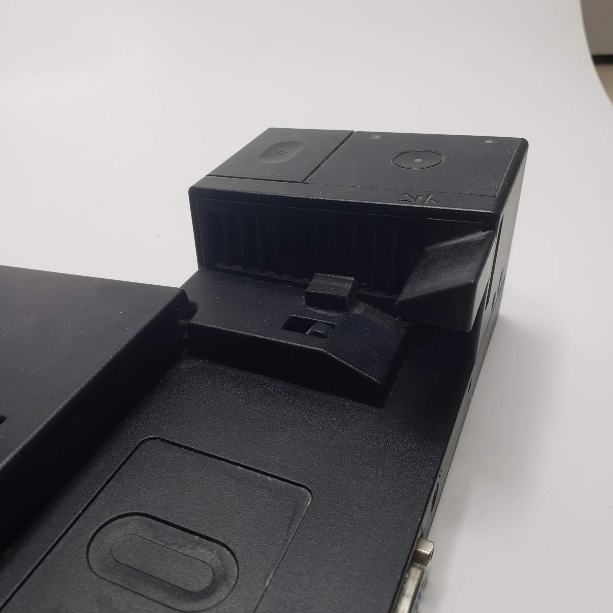 Lenovo ThinkPad Pro Docking Station 40A1 with Original 90W Lenovo Charger NO KEY