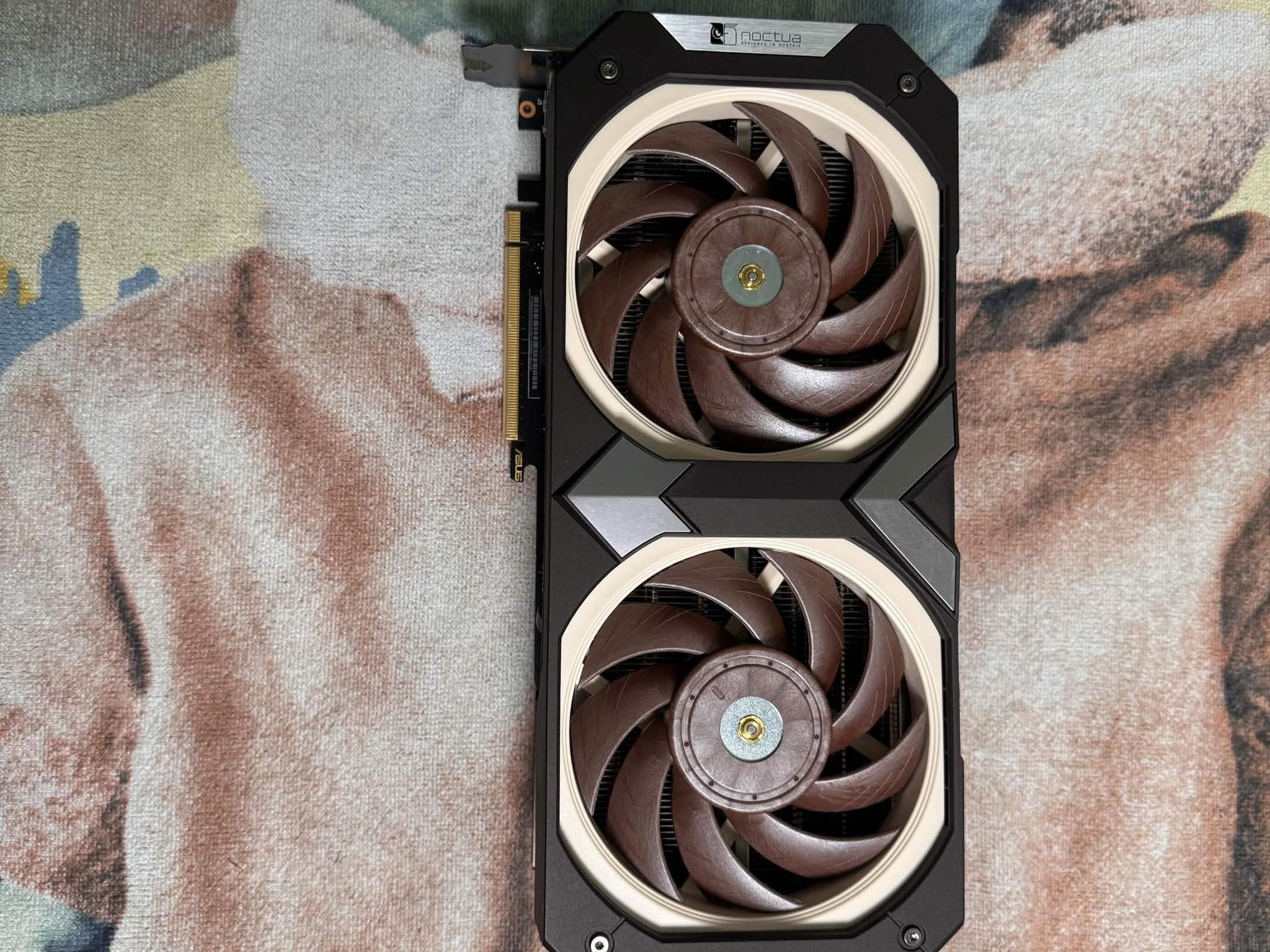 ASUS Noctua OC GeForce RTX 4080 SUPER