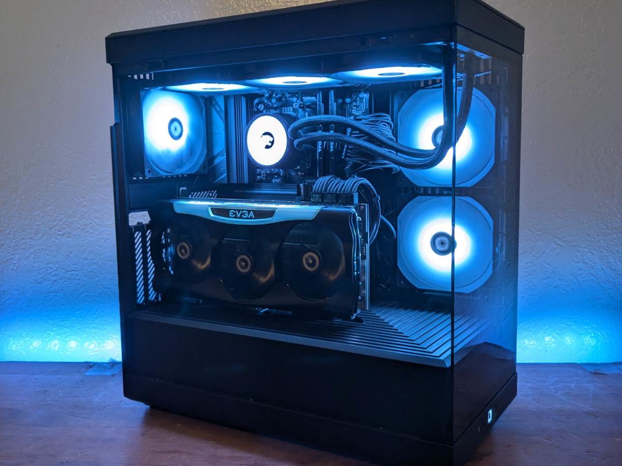 🔥RTX 3080 Ti, Ryzen 7 7700, 2 TB NVME SSD, 32 GB DDR5
