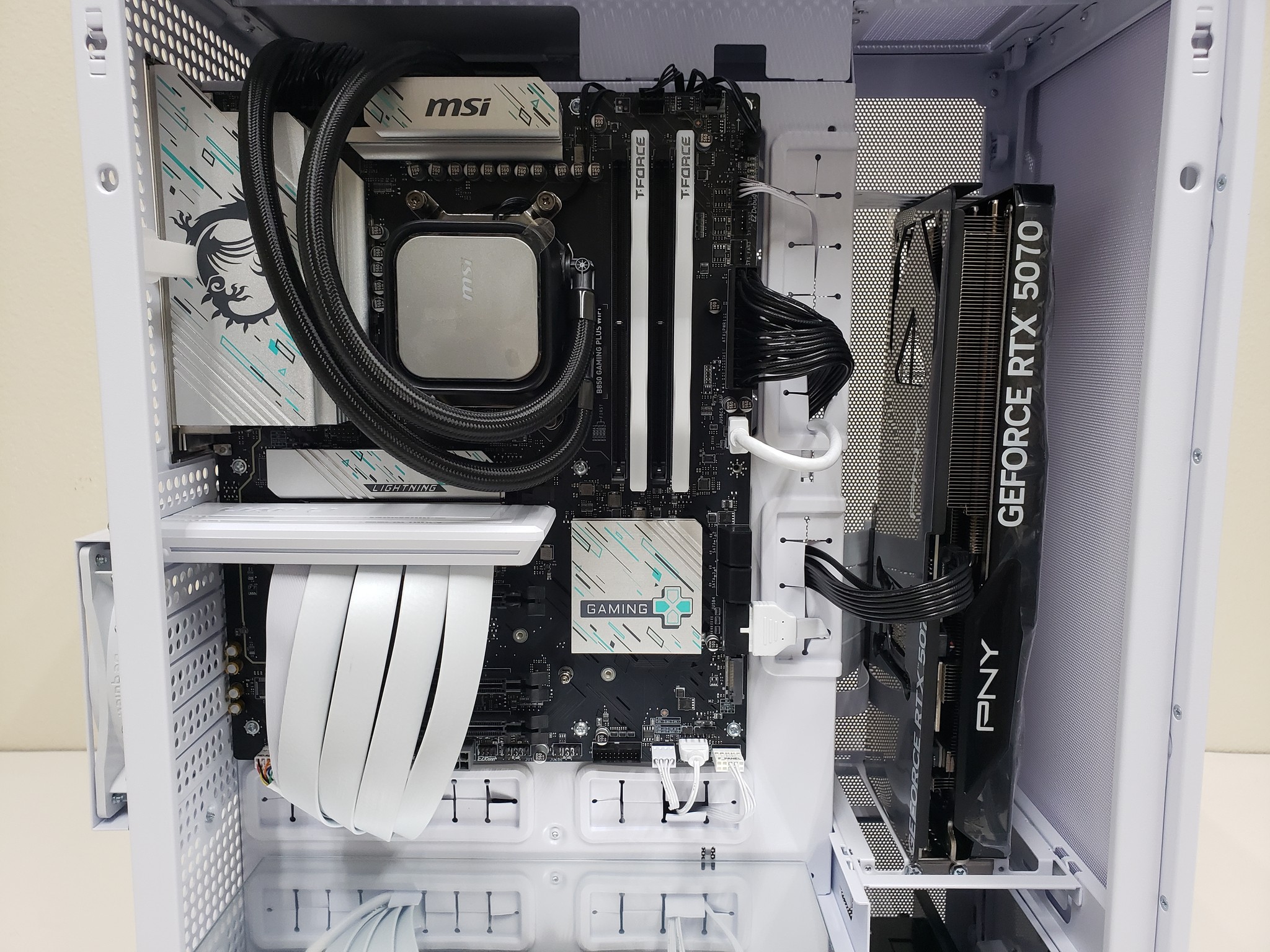 PC on Sale! Ryzen 5 9600X, RTX 5070, 32GB-DDR5 6000, 2TB SSD NVMe, 850W PSU