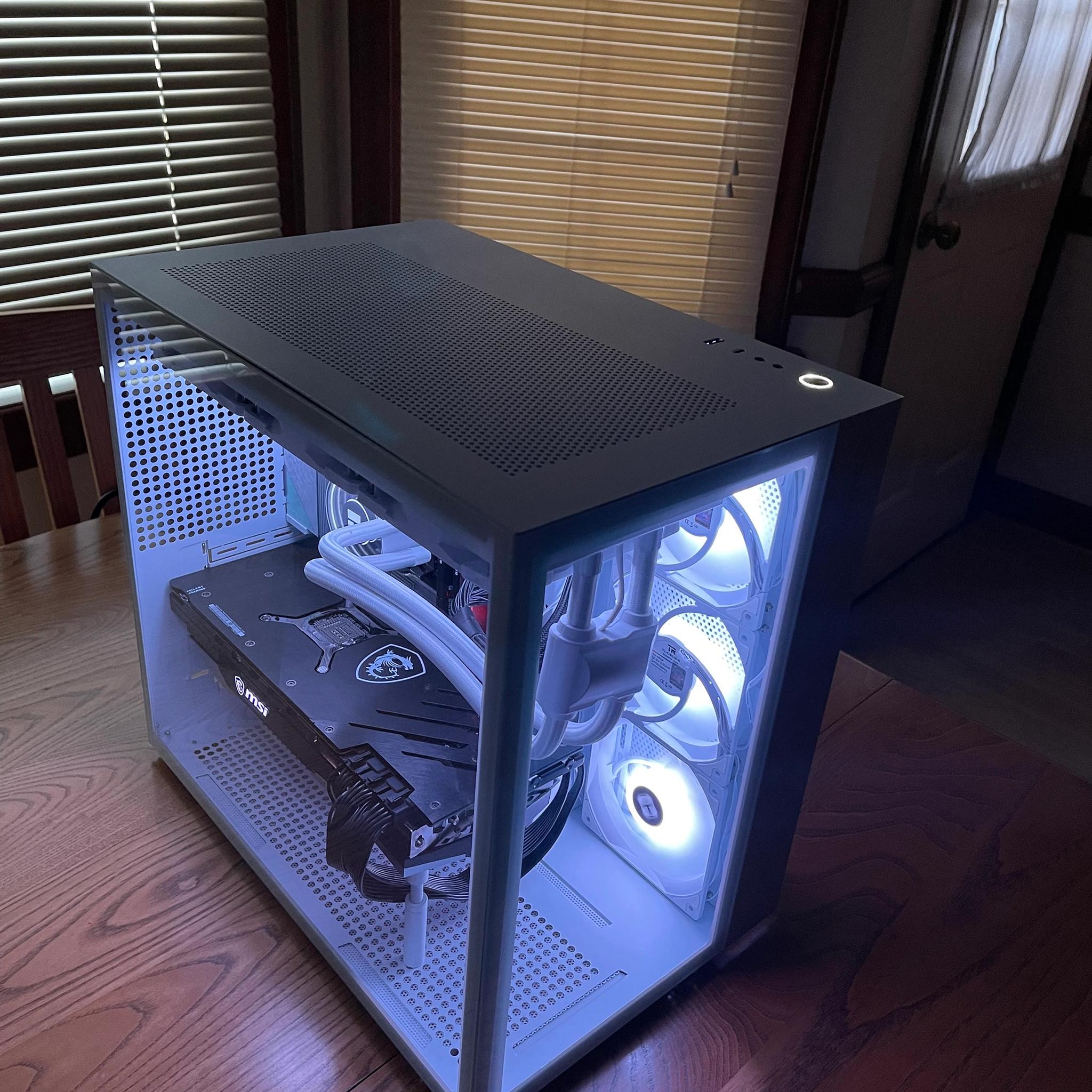 AM5 White High-end Gaming/Production PC: Radeon 7900XTX, Ryzen 9 7900X, 32gb DDR5, 2TB NVMe