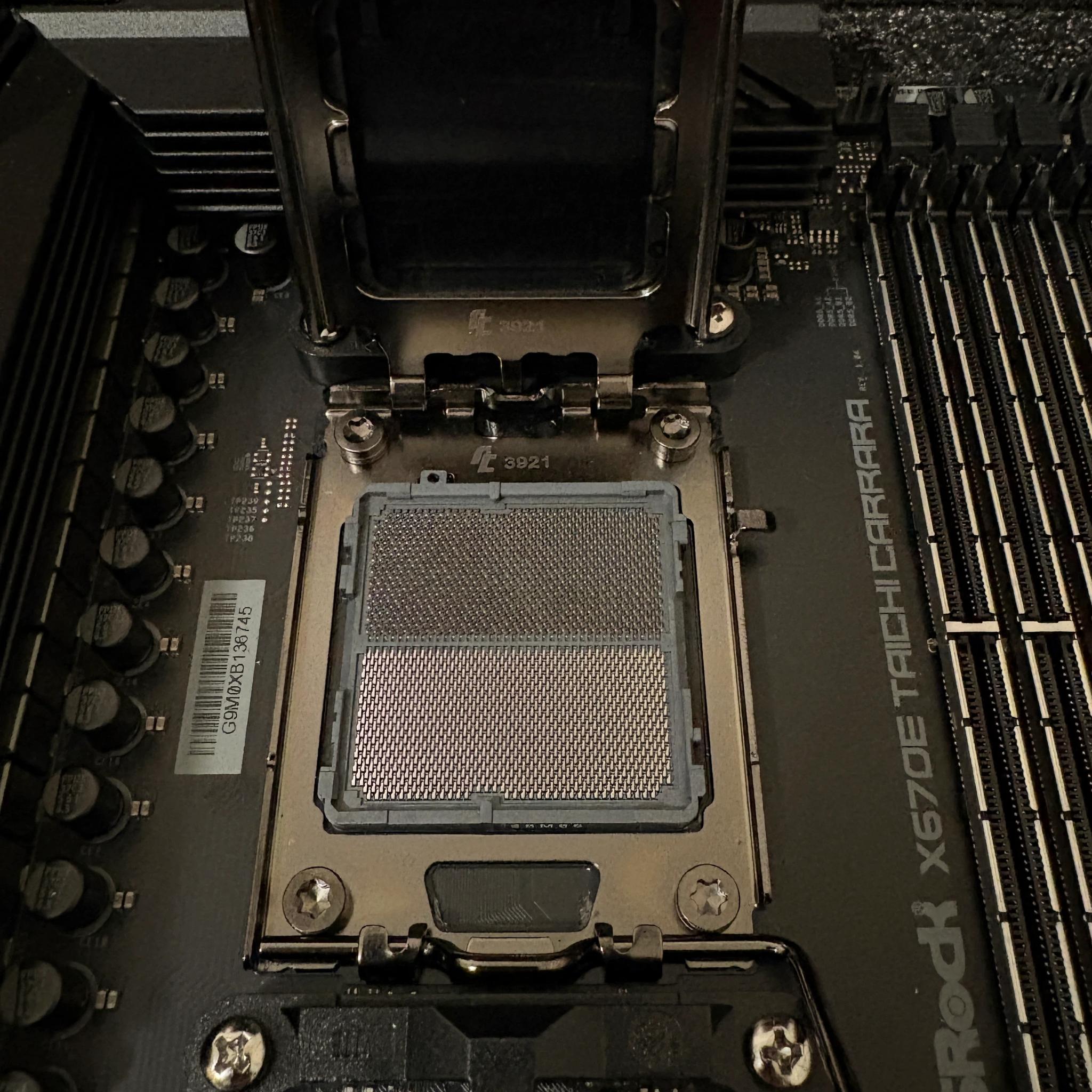 Asrock x670e Taichi Carrara